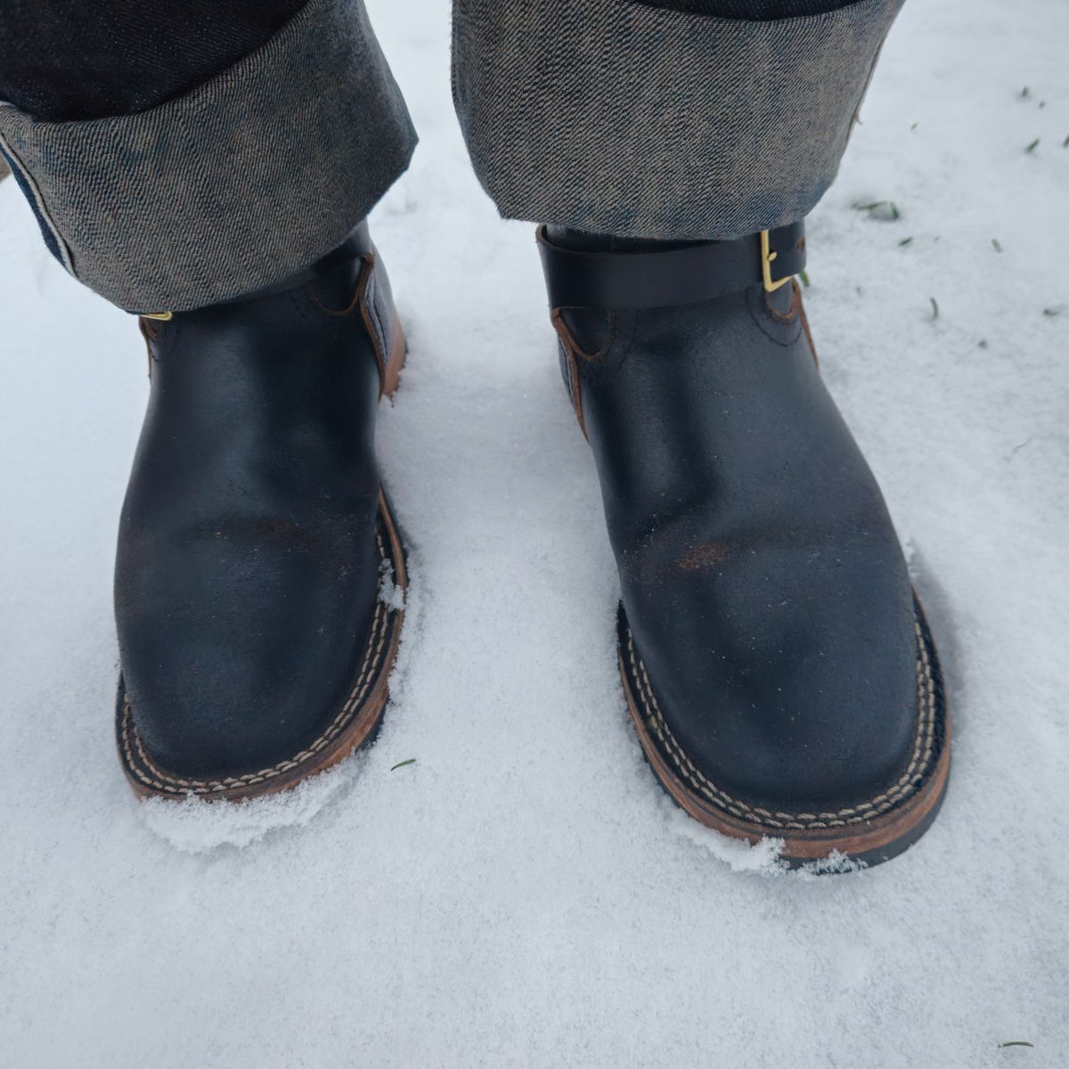 Photo by cjelliott on December 2, 2025 of the Nicks Nicks X Carl Murawski - Vintage Engineer in Horween Black Waxed Flesh.