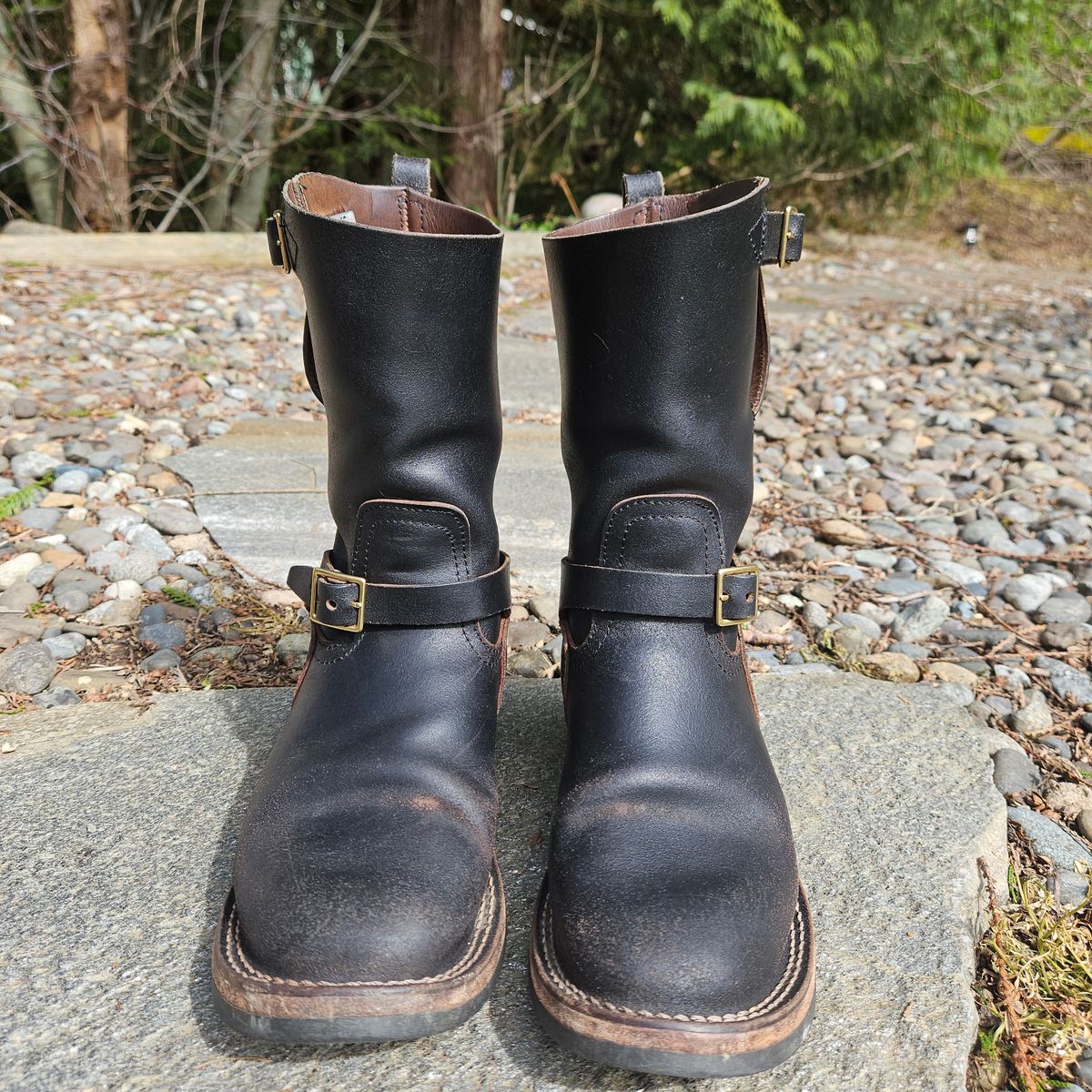 Photo by cjelliott on April 3, 2026 of the Nicks Nicks X Carl Murawski - Vintage Engineer in Horween Black Waxed Flesh.