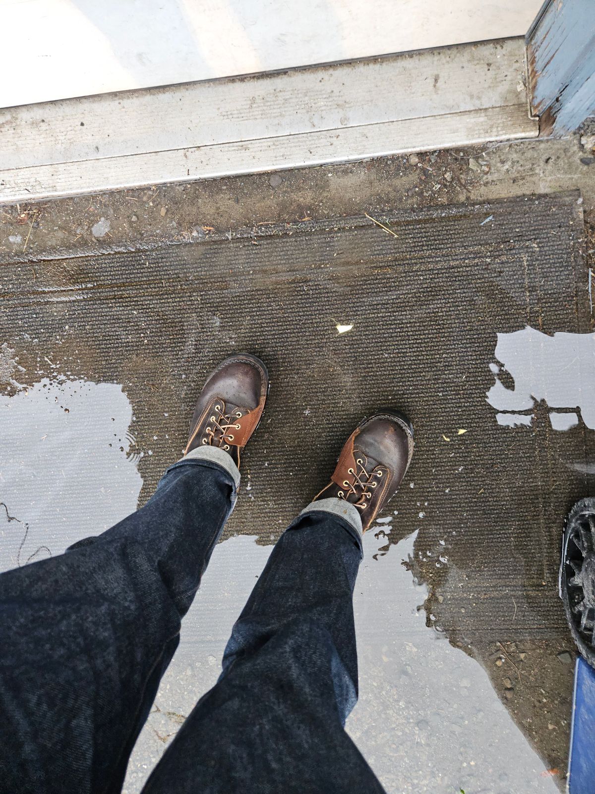 Photo by cjelliott on November 3, 2024 of the Nicks x Rose Anvil ND3 in Horween Brown Waxed Flesh & Seidel 1964 Brown.
