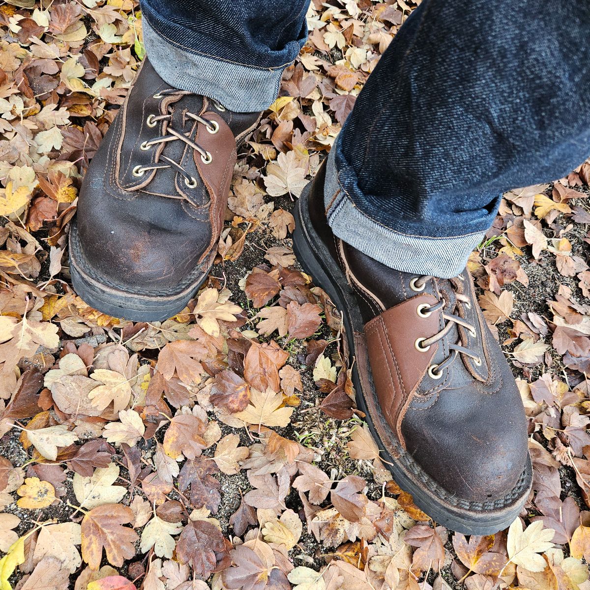 Photo by cjelliott on December 4, 2024 of the Nicks x Rose Anvil ND3 in Horween Brown Waxed Flesh & Seidel 1964 Brown.