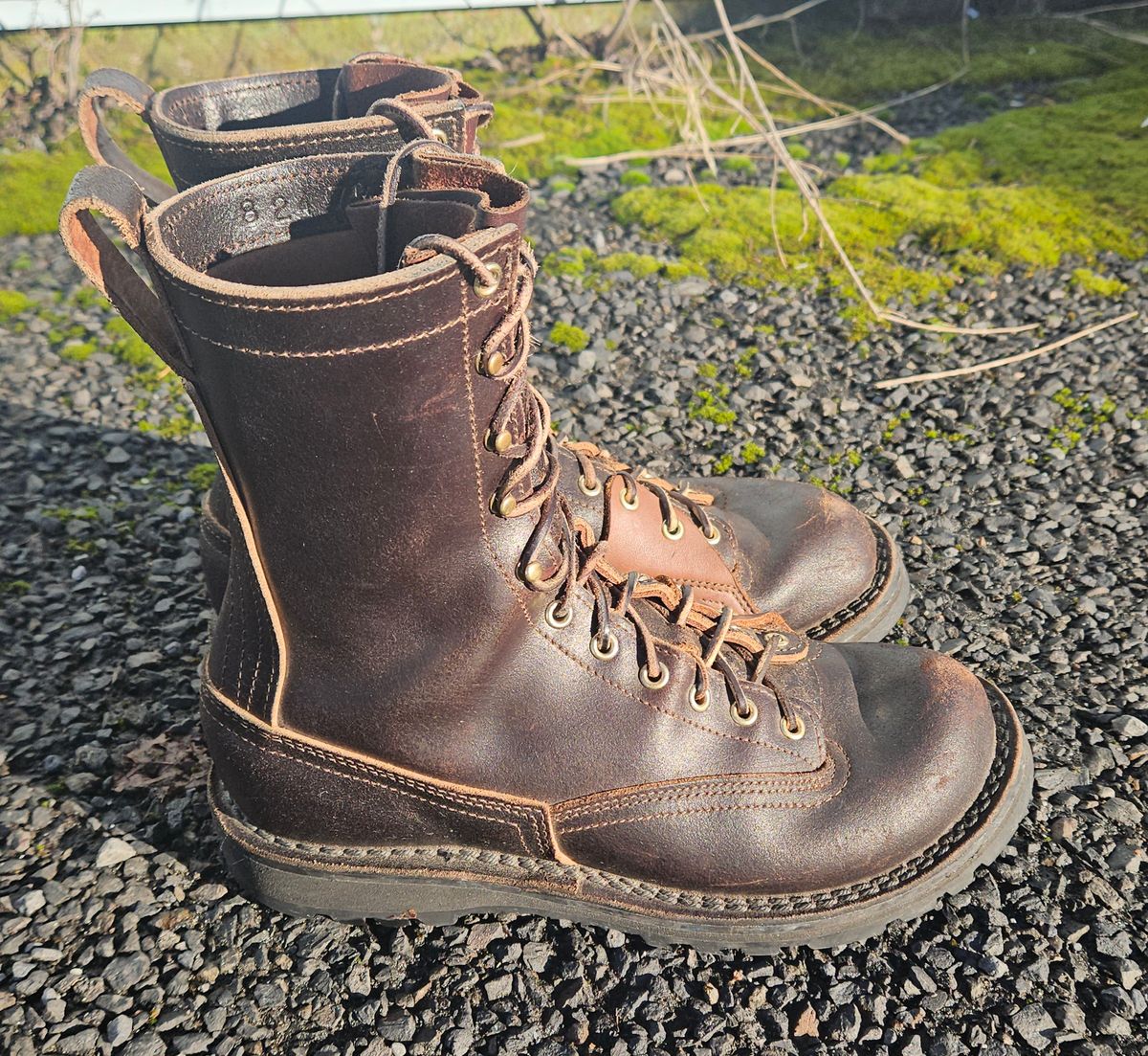 Photo by cjelliott on February 1, 2025 of the Nicks x Rose Anvil ND3 in Horween Brown Waxed Flesh & Seidel 1964 Brown.