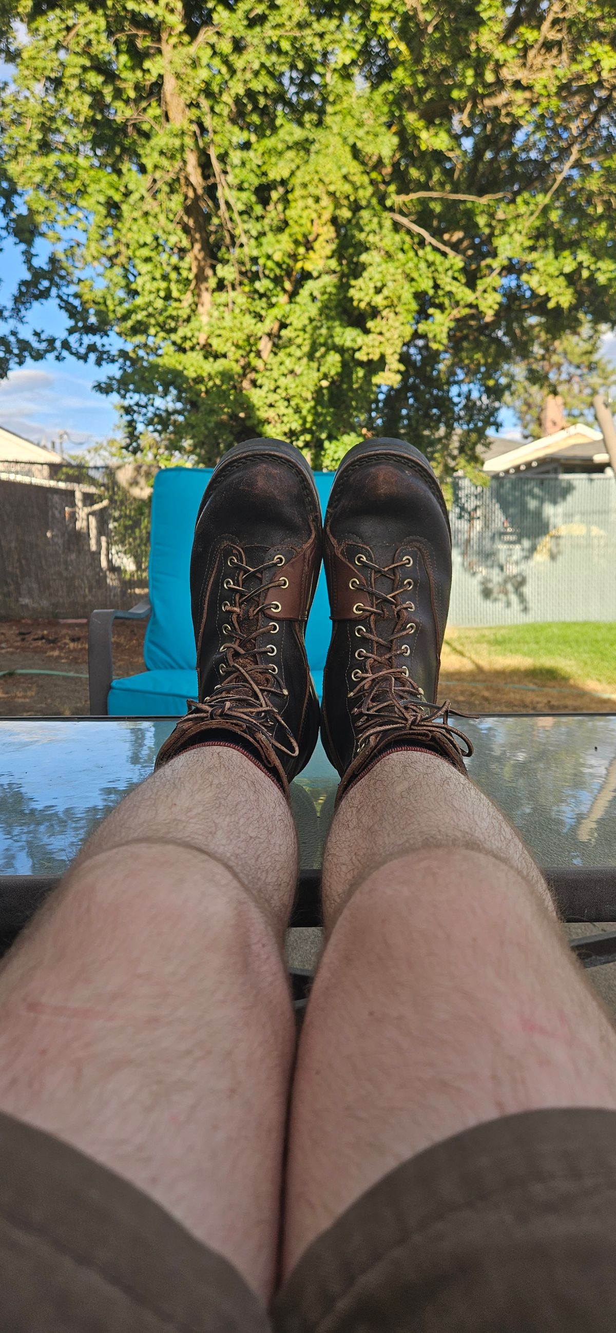 Photo by cjelliott on August 9, 2025 of the Nicks x Rose Anvil ND3 in Horween Brown Waxed Flesh & Seidel 1964 Brown.