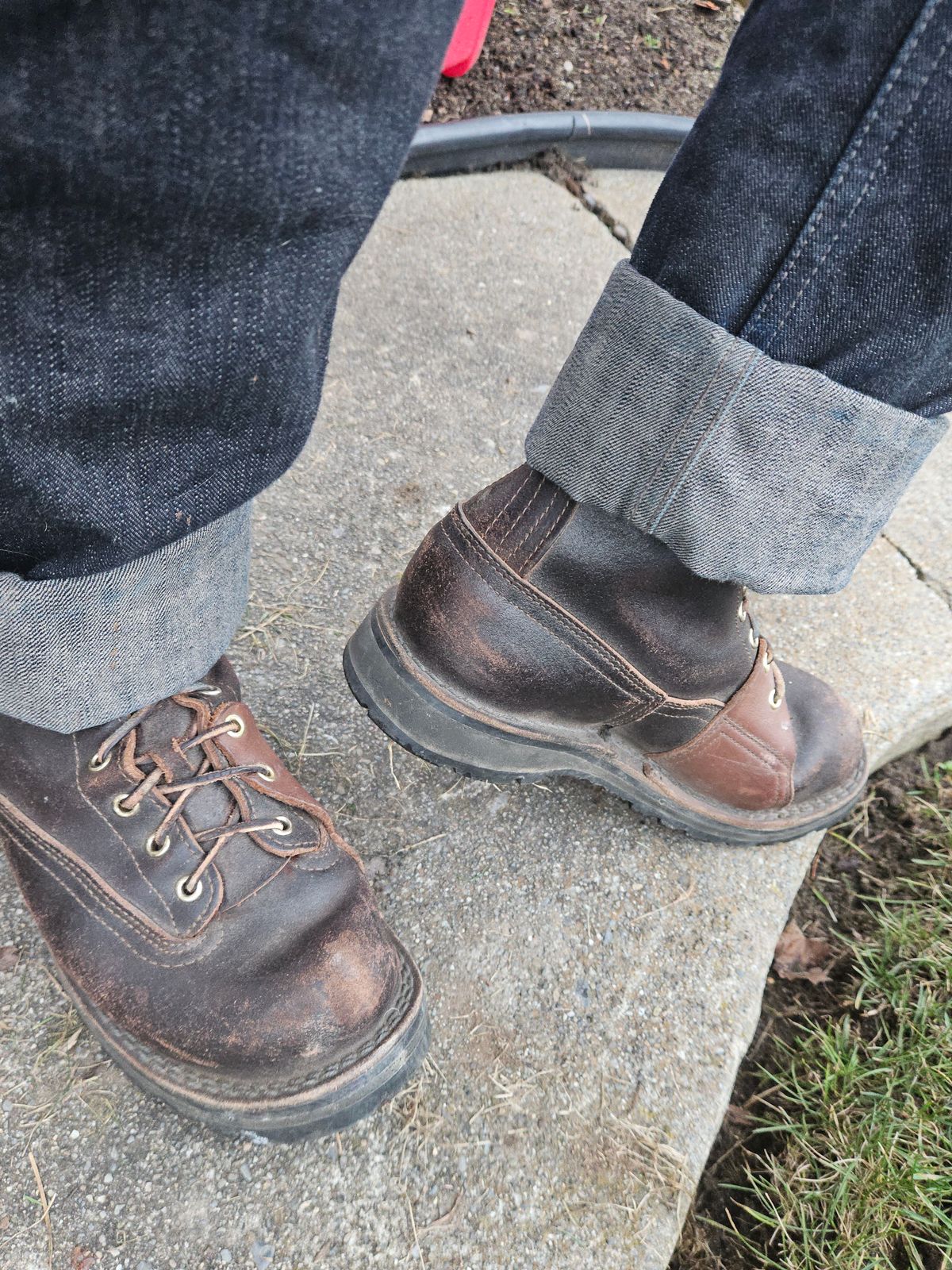 Photo by cjelliott on February 23, 2026 of the Nicks x Rose Anvil ND3 in Horween Brown Waxed Flesh & Seidel 1964 Brown.