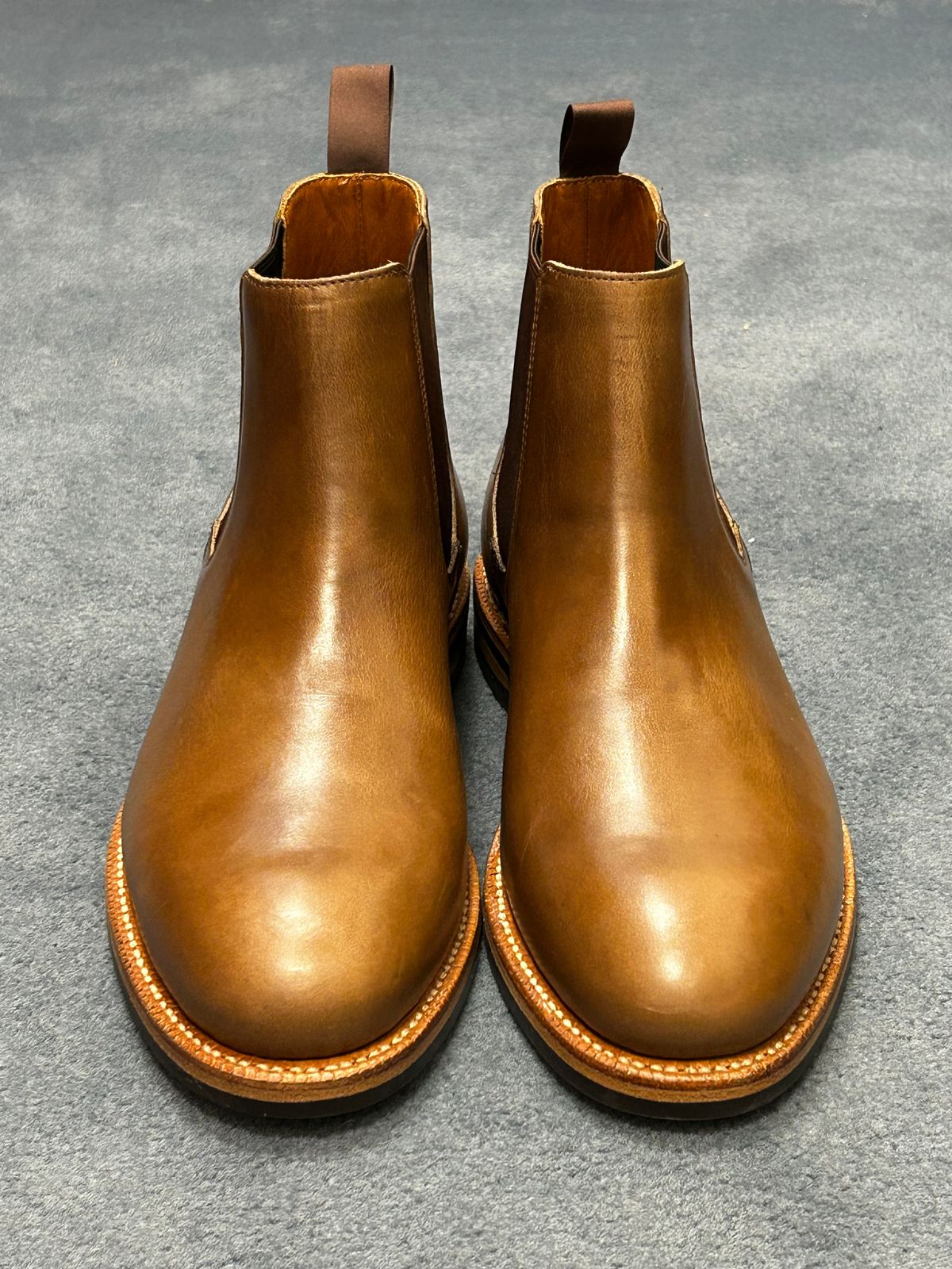 Photo by Patrick_I._Nas on October 1, 2025 of the Grant Stone Chelsea Boot in Horween Dune Chromexcel.