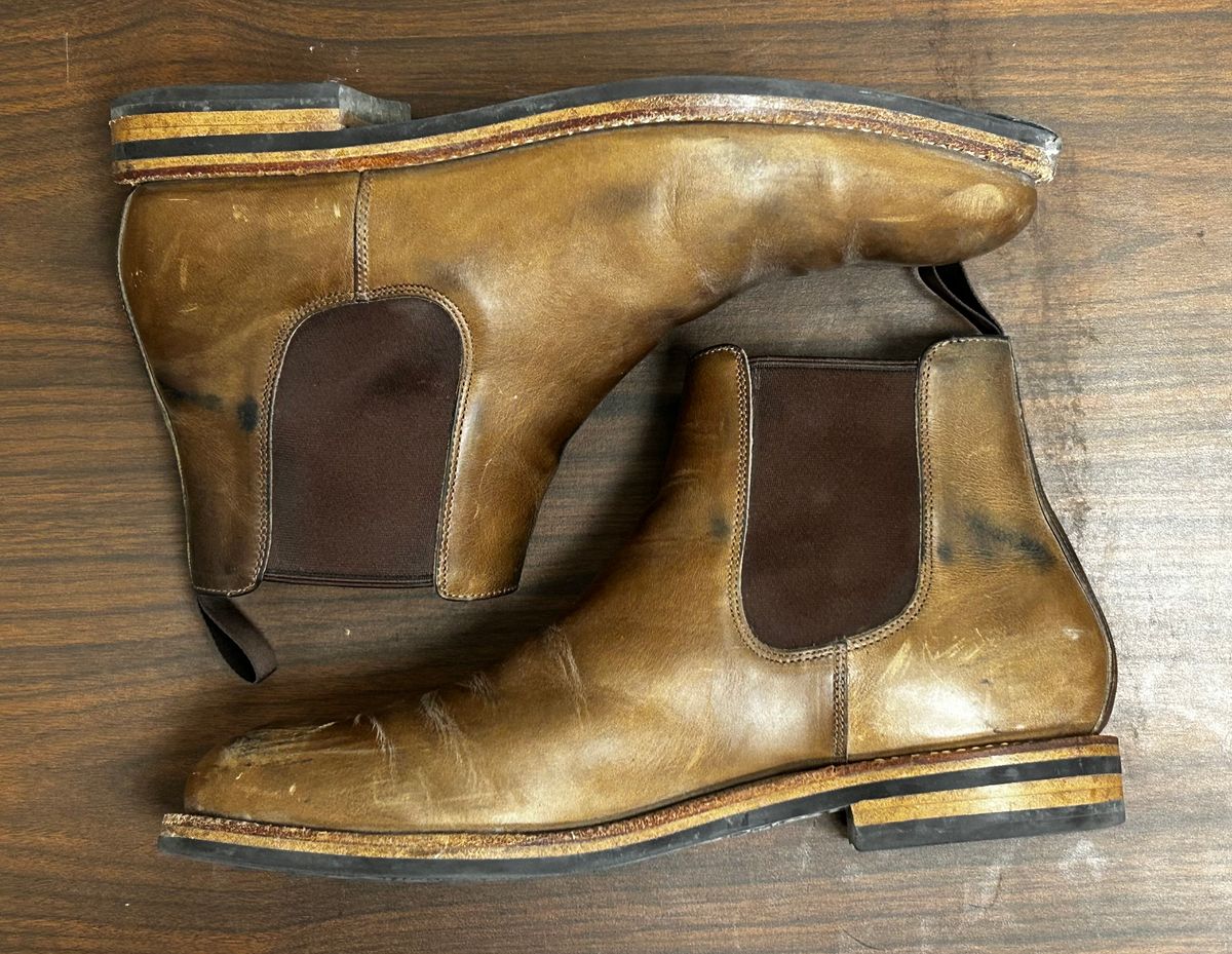 Photo by Patrick_I._Nas on November 2, 2025 of the Grant Stone Chelsea Boot in Horween Dune Chromexcel.