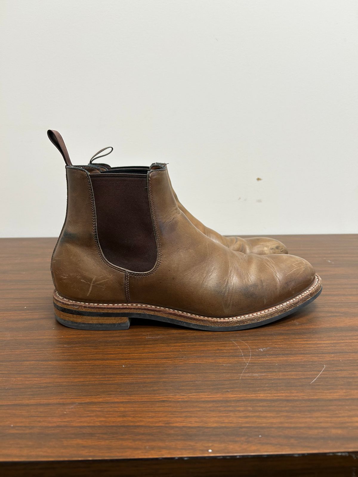 Photo by Patrick_I._Nas on November 2, 2025 of the Grant Stone Chelsea Boot in Horween Dune Chromexcel.