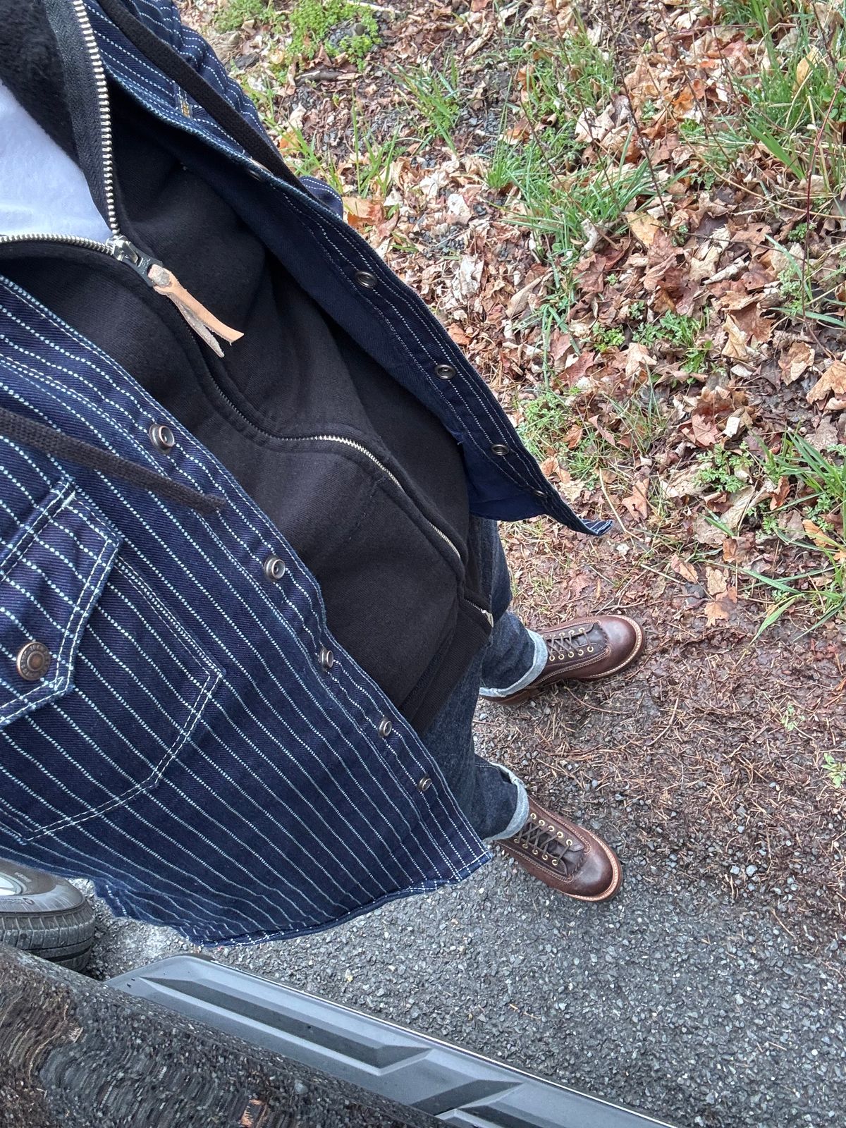 Photo by JuicyDeeluxe on April 11, 2025 of the John Lofgren Donkey Puncher Boots in Ezo Shika Deerskin Burnt Dark Brown.