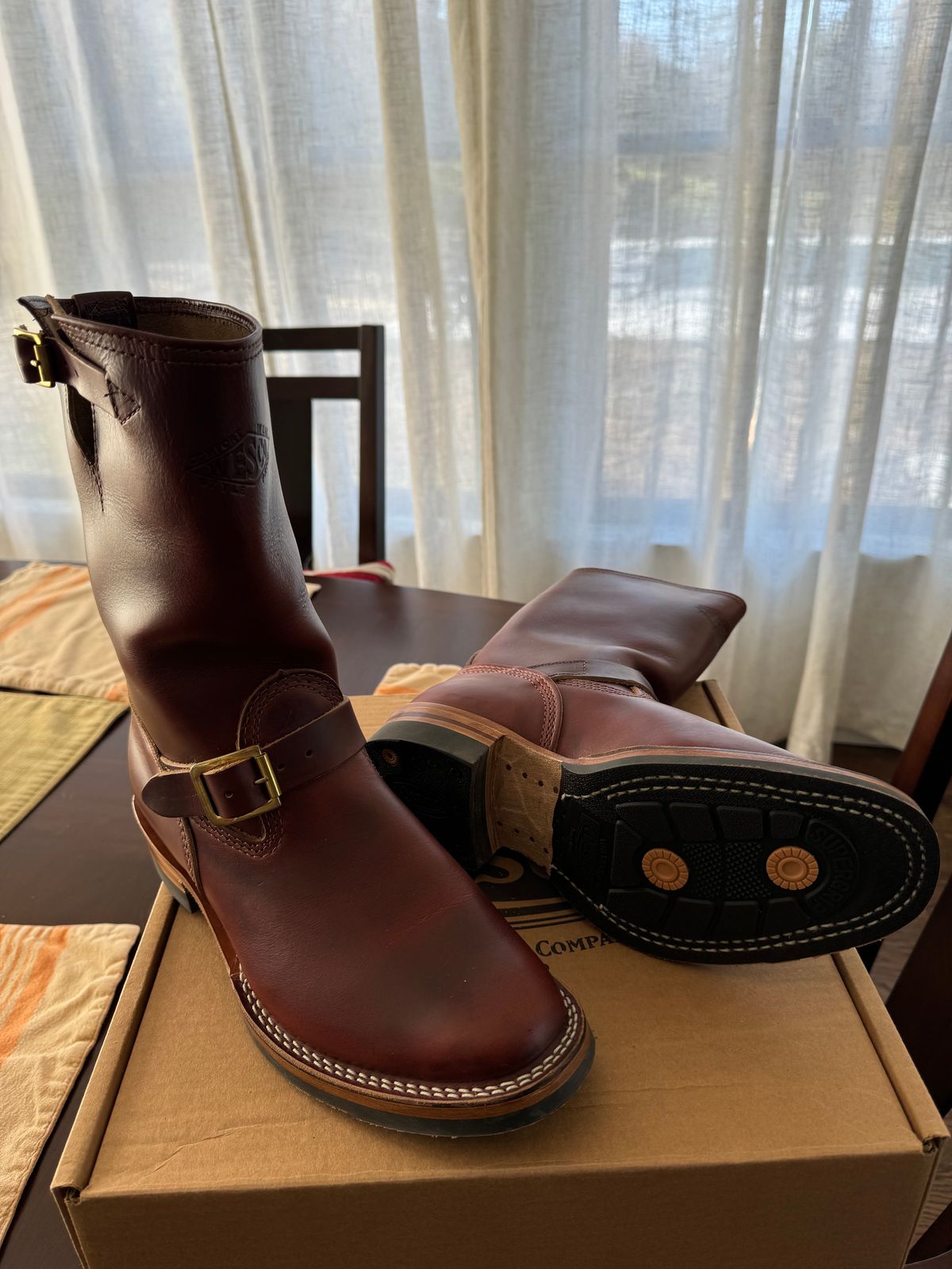 Photo by JuicyDeeluxe on October 17, 2024 of the Wesco Mister Lou in Horween Umber Chromexcel.