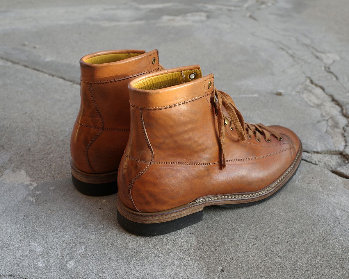 Photo by niku on November 6, 2025 of the Sagara Cordmaster in Maryam Natural Horsebutt.