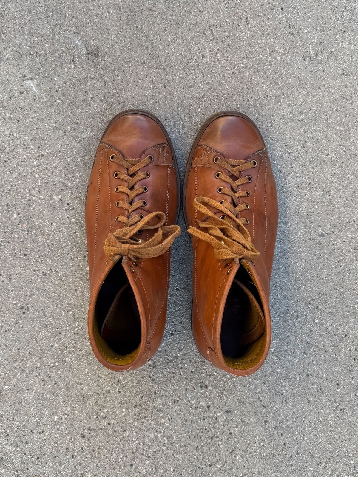 Photo by niku on March 3, 2026 of the Sagara Cordmaster in Maryam Natural Horsebutt.