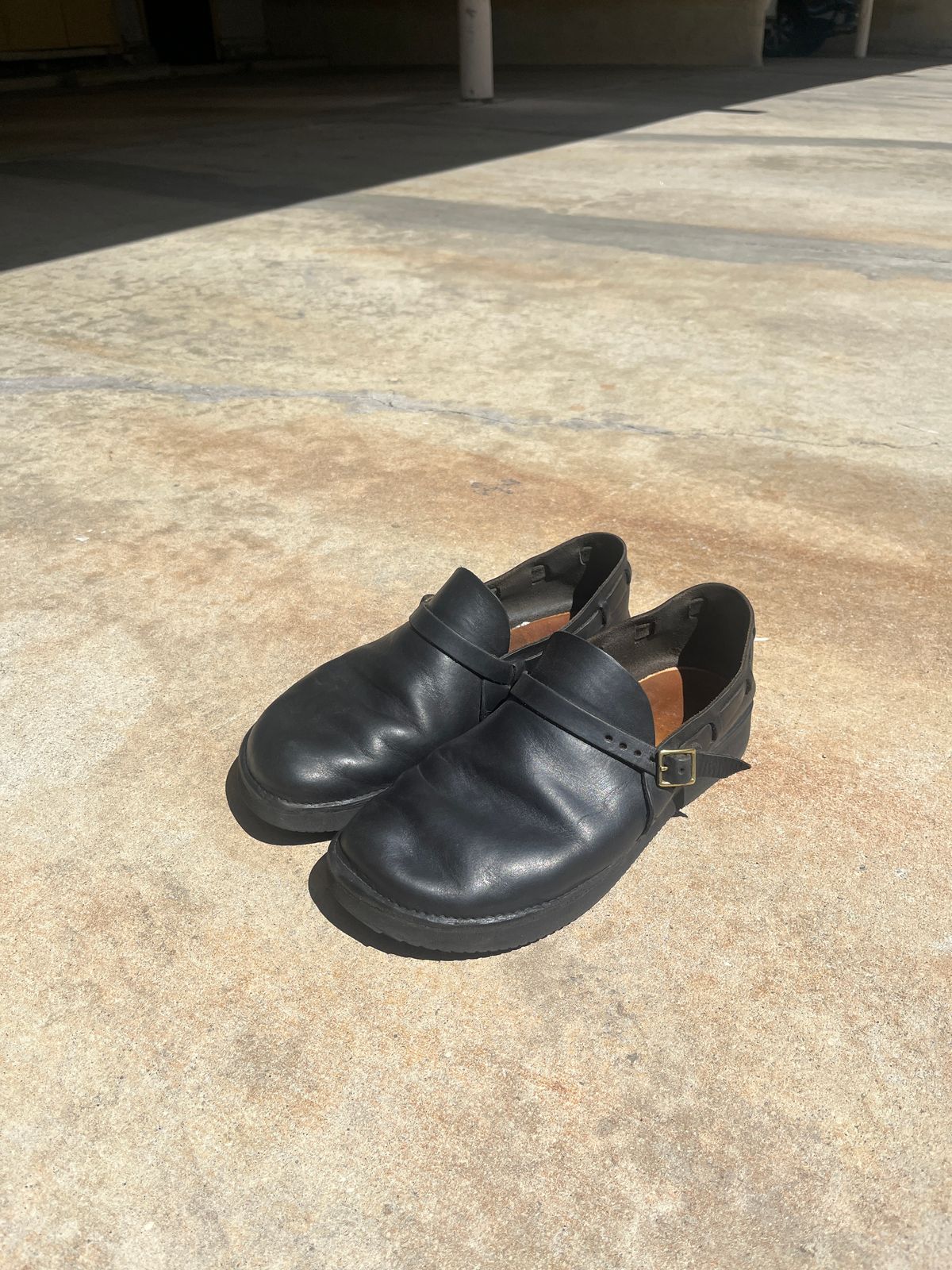 Photo by niku on September 16, 2025 of the Aurora Shoe Co. Middle English in Horween Black Chromexcel.