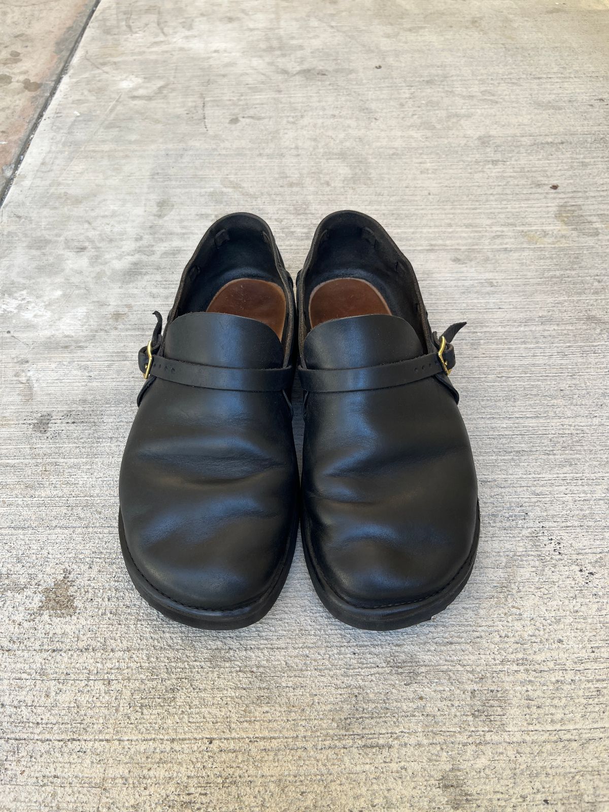 Photo by niku on September 16, 2025 of the Aurora Shoe Co. Middle English in Horween Black Chromexcel.