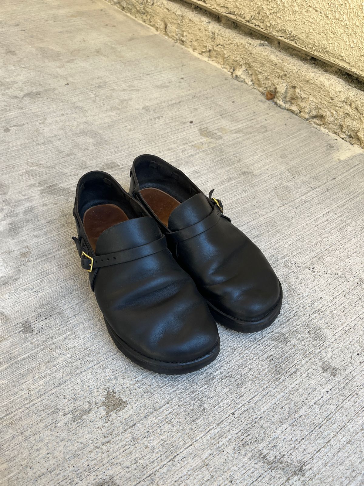 Photo by niku on September 16, 2025 of the Aurora Shoe Co. Middle English in Horween Black Chromexcel.