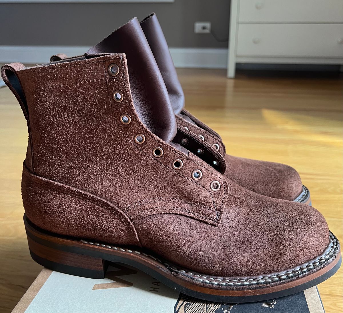 Photo by JPLopez124 on August 28, 2025 of the White's 350 Cruiser in Horween Brown Chromexcel Roughout.