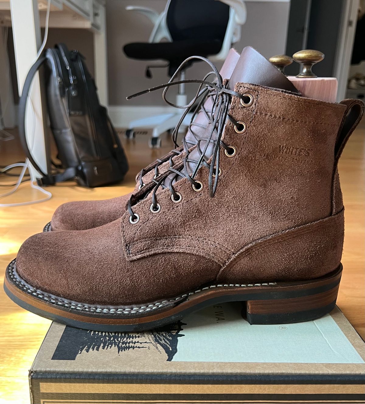 Photo by JPLopez124 on August 28, 2025 of the White's 350 Cruiser in Horween Brown Chromexcel Roughout.