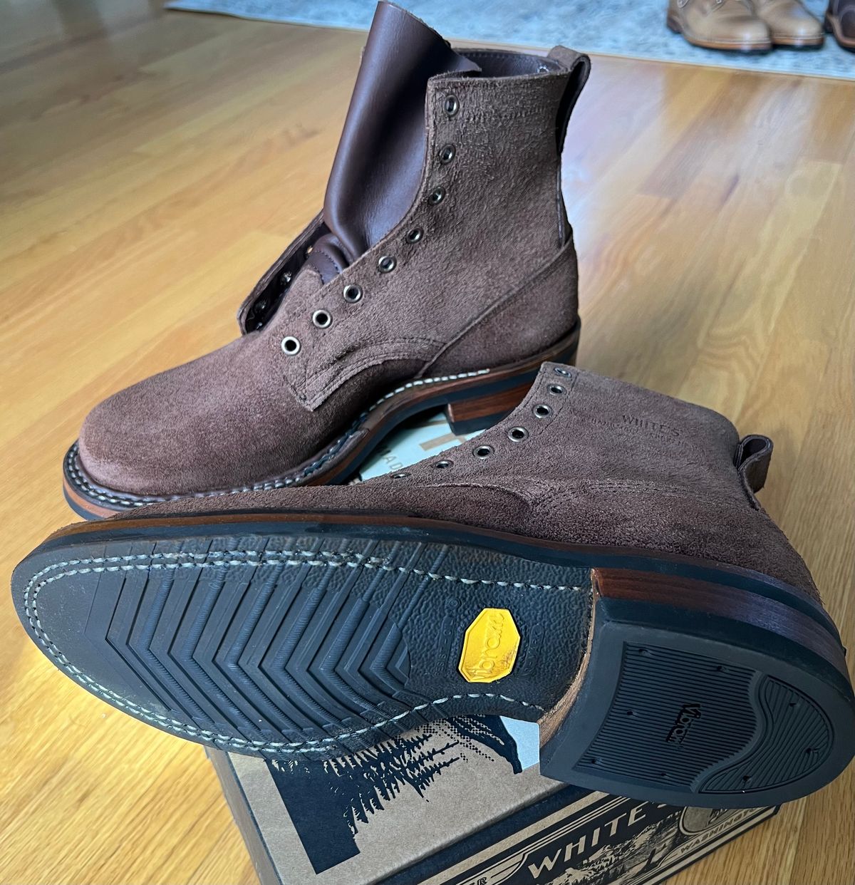 Photo by JPLopez124 on August 28, 2025 of the White's 350 Cruiser in Horween Brown Chromexcel Roughout.