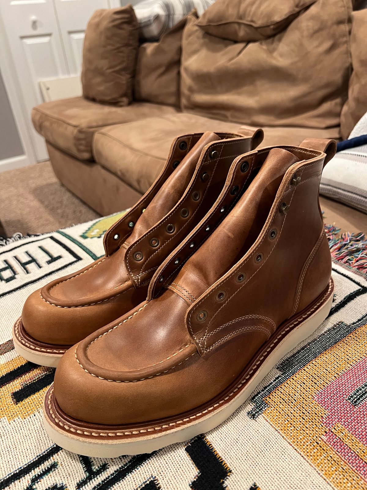 Photo by JPLopez124 on May 7, 2025 of the Truman Moc Toe in seidel sesame double shot.