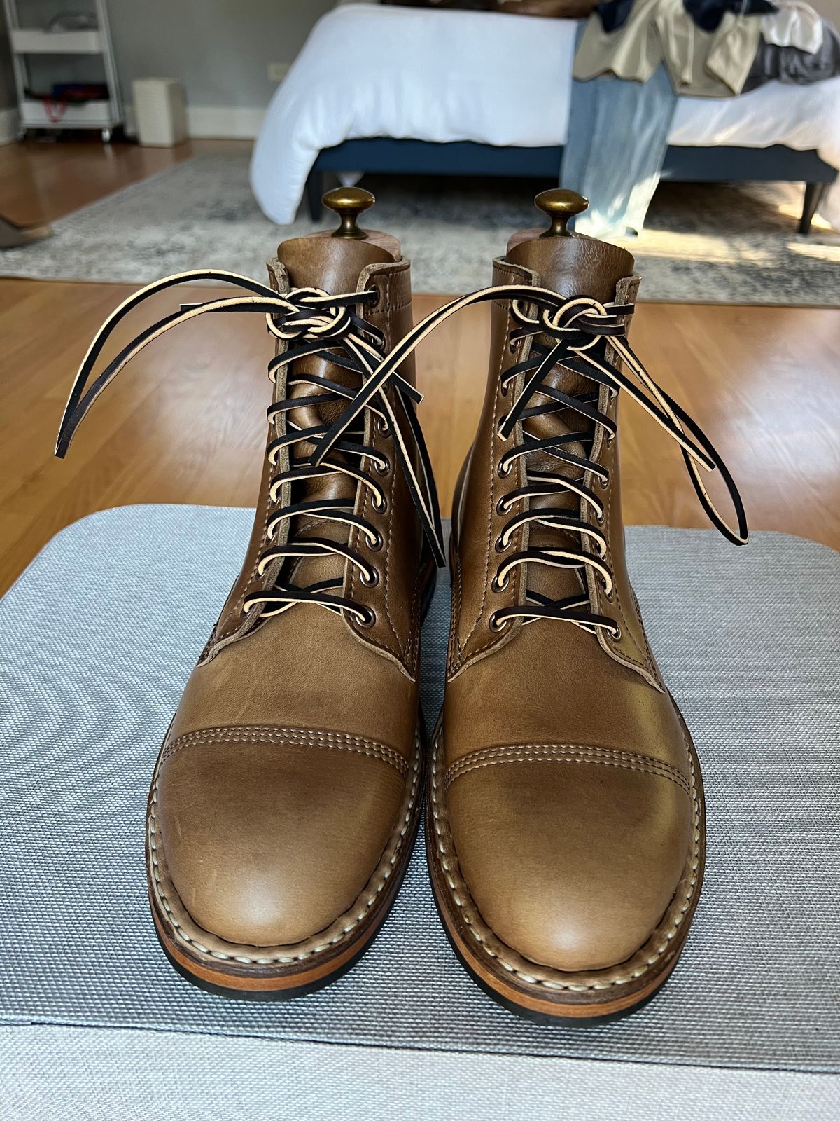 Photo by JPLopez124 on August 27, 2025 of the Whites - Division Road MP-M1 in Horween Natural Chromexcel.