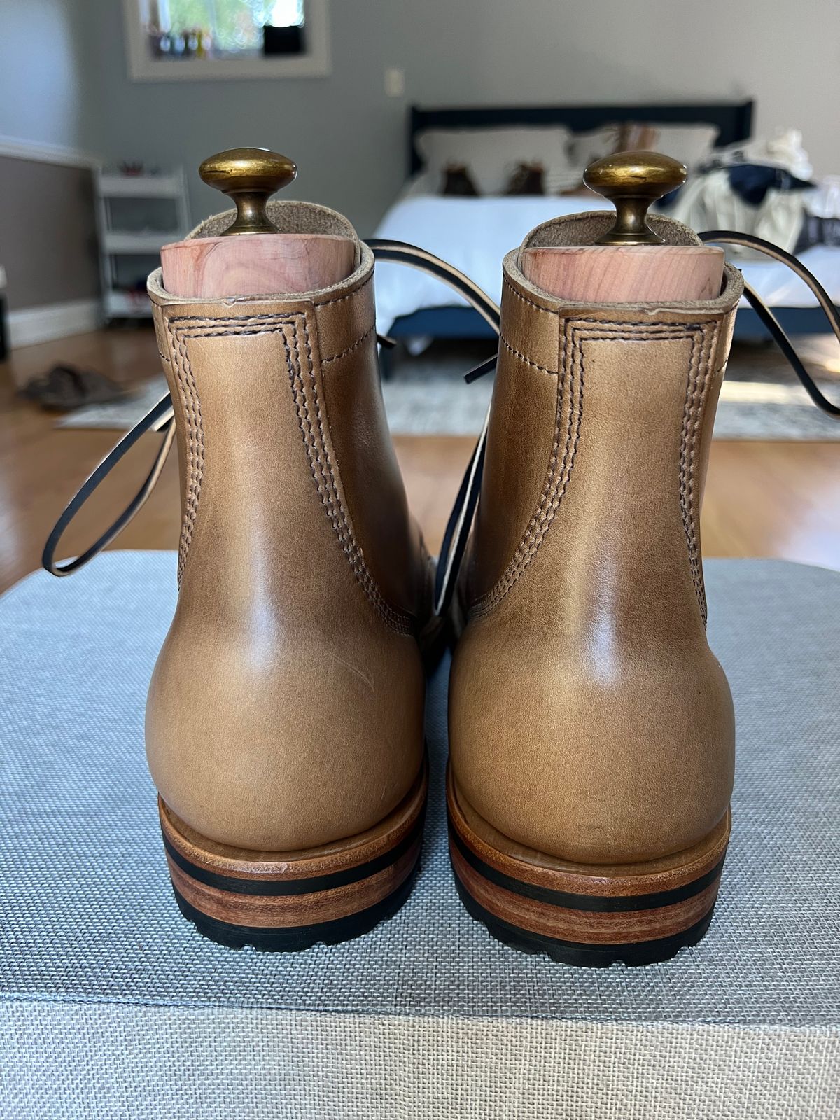 Photo by JPLopez124 on August 27, 2025 of the Whites - Division Road MP-M1 in Horween Natural Chromexcel.