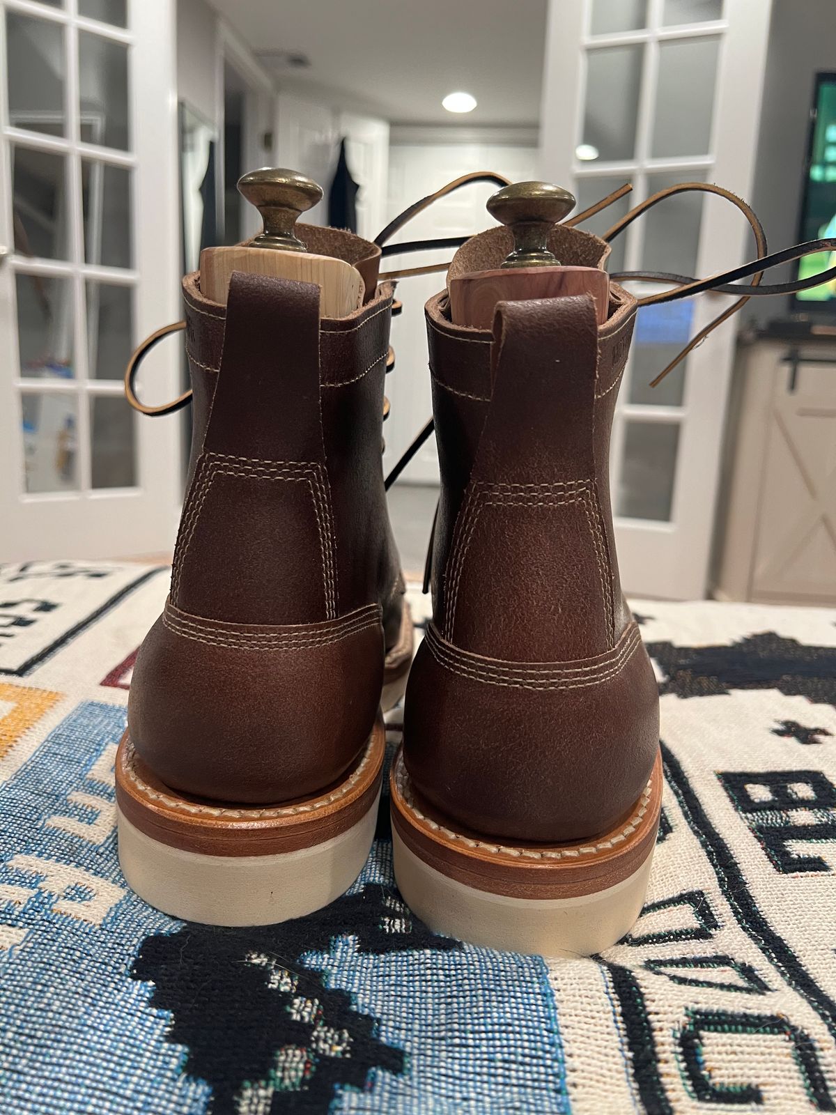 Photo by JPLopez124 on March 23, 2025 of the White's 350 Cruiser in Horween Natural Waxed Flesh & Horween Natural Chromexcel.