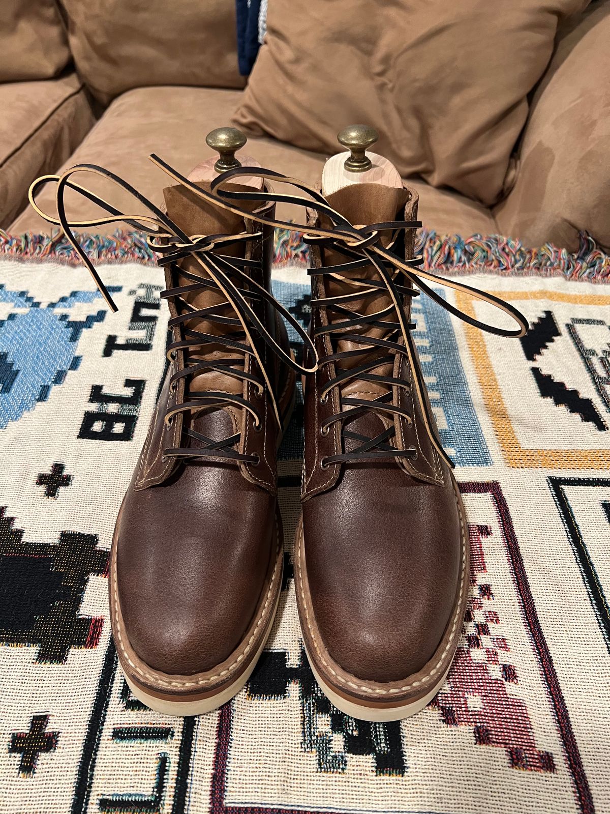Photo by JPLopez124 on March 23, 2025 of the White's 350 Cruiser in Horween Natural Waxed Flesh & Horween Natural Chromexcel.