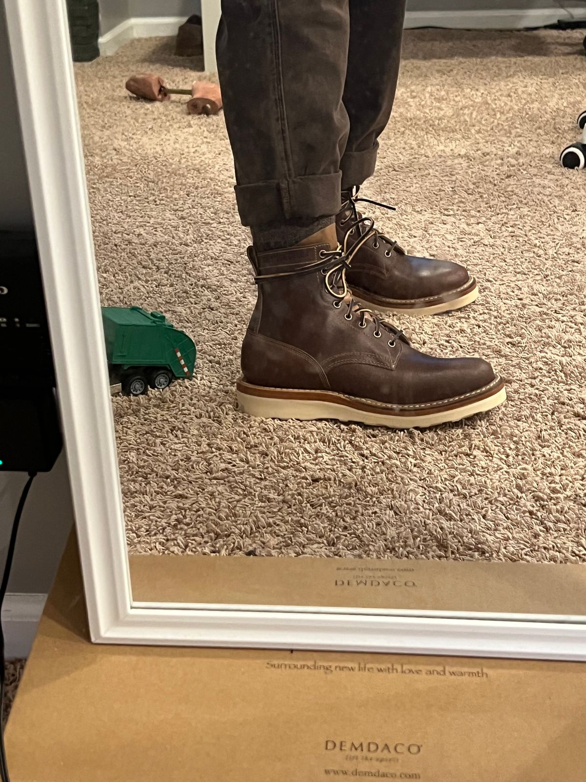 Photo by JPLopez124 on March 24, 2025 of the White's 350 Cruiser in Horween Natural Waxed Flesh & Horween Natural Chromexcel.