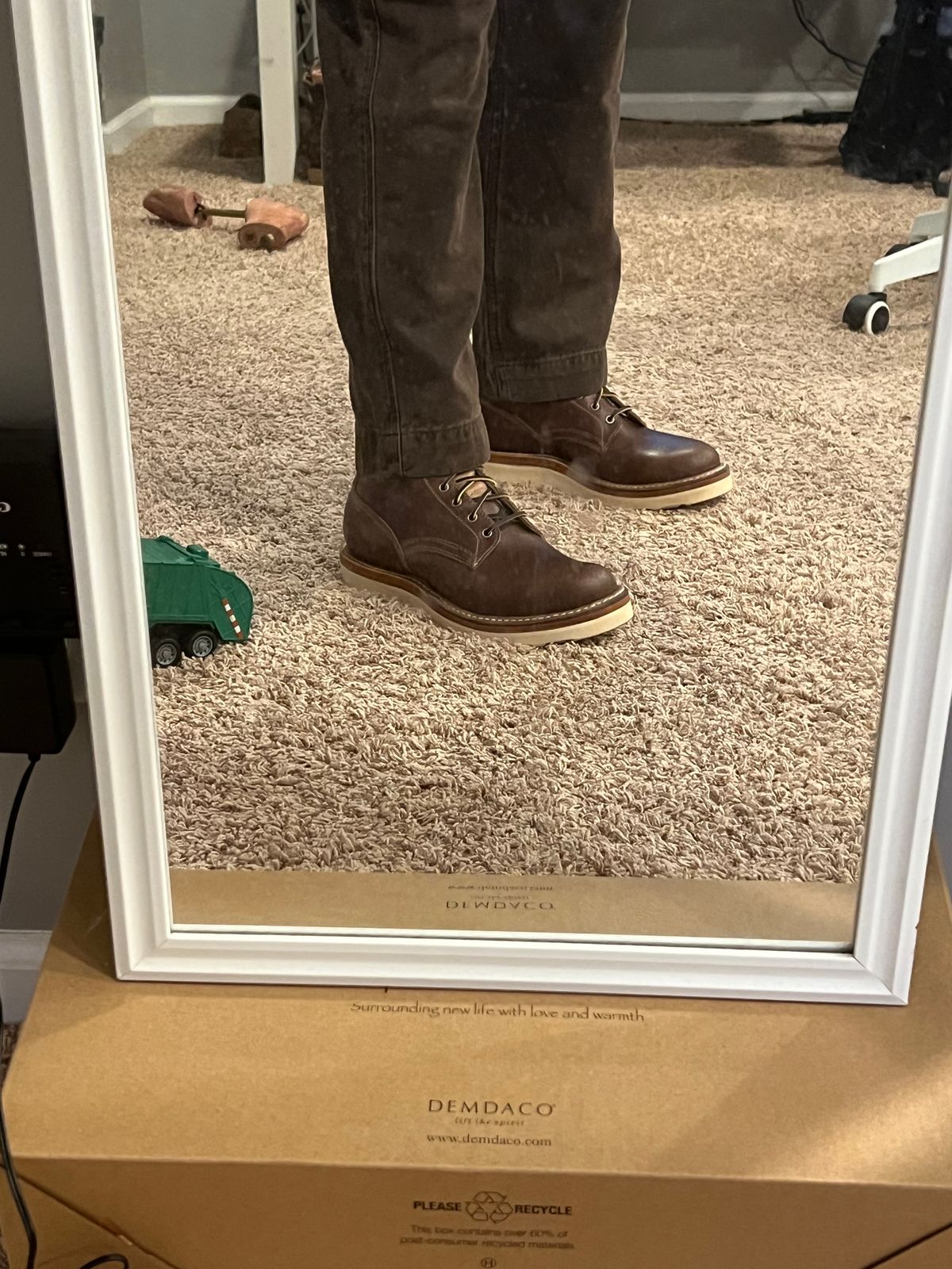 Photo by JPLopez124 on March 24, 2025 of the White's 350 Cruiser in Horween Natural Waxed Flesh & Horween Natural Chromexcel.