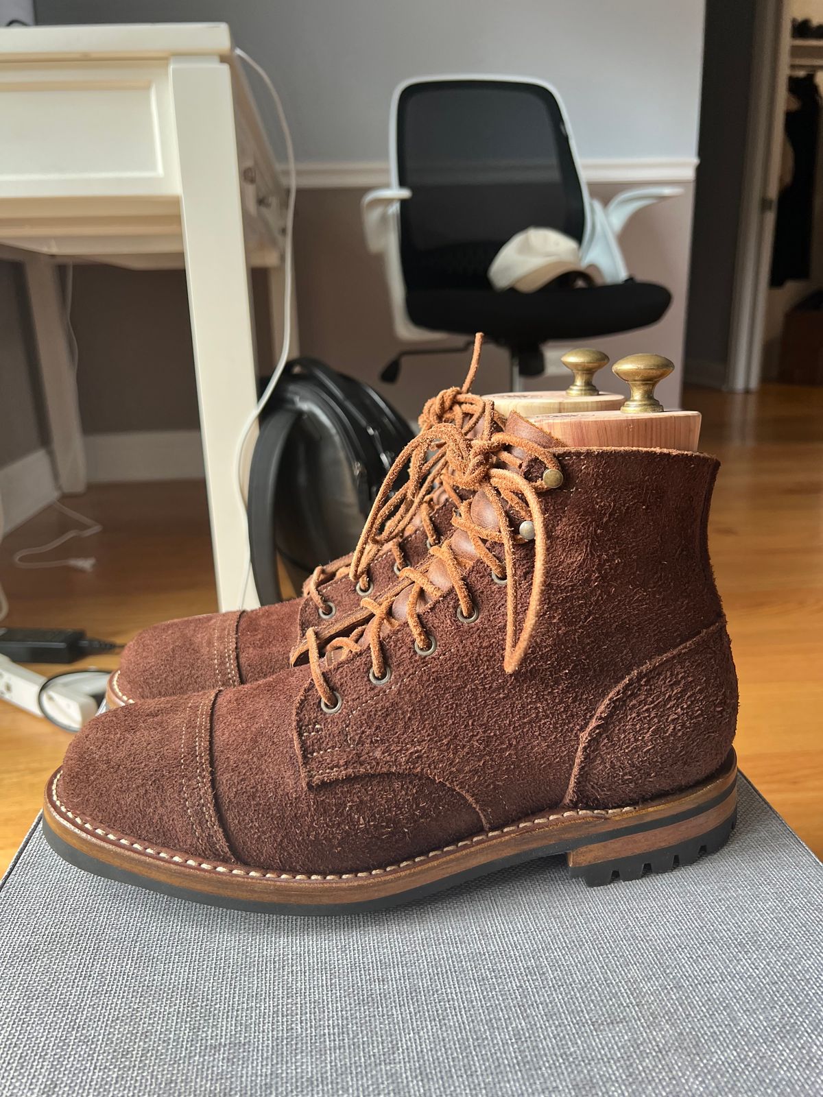 Photo by JPLopez124 on August 17, 2025 of the Truman Cap Toe Boot in Brown Logger.