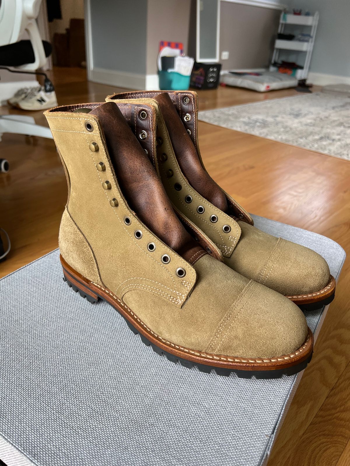 Photo by JPLopez124 on August 7, 2025 of the Truman Upland Boot in Coyote Roughout.