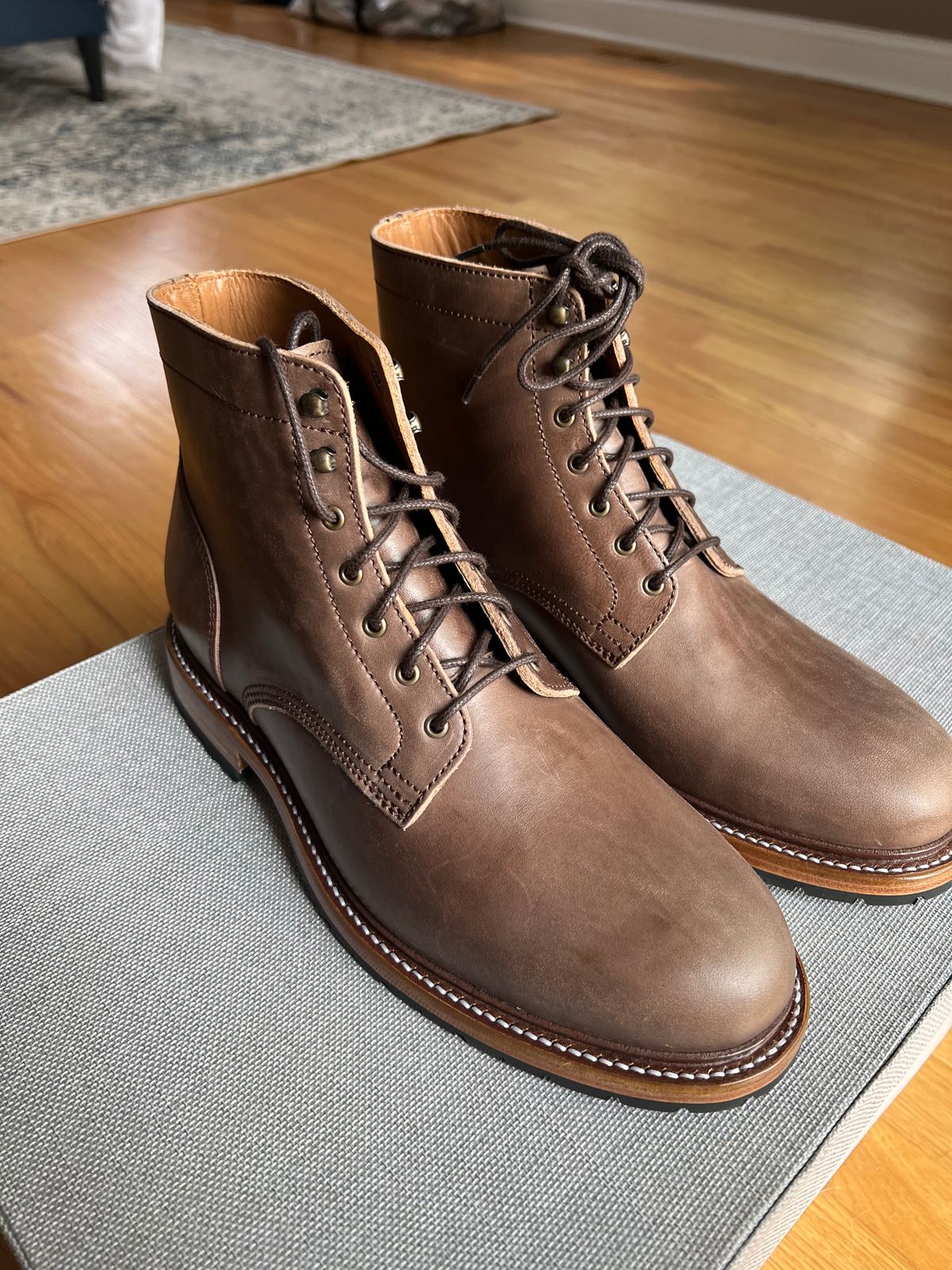Photo by JPLopez124 on August 17, 2025 of the Caswell Boot Company Lisbon in Maryam 1071 Horsebutt.