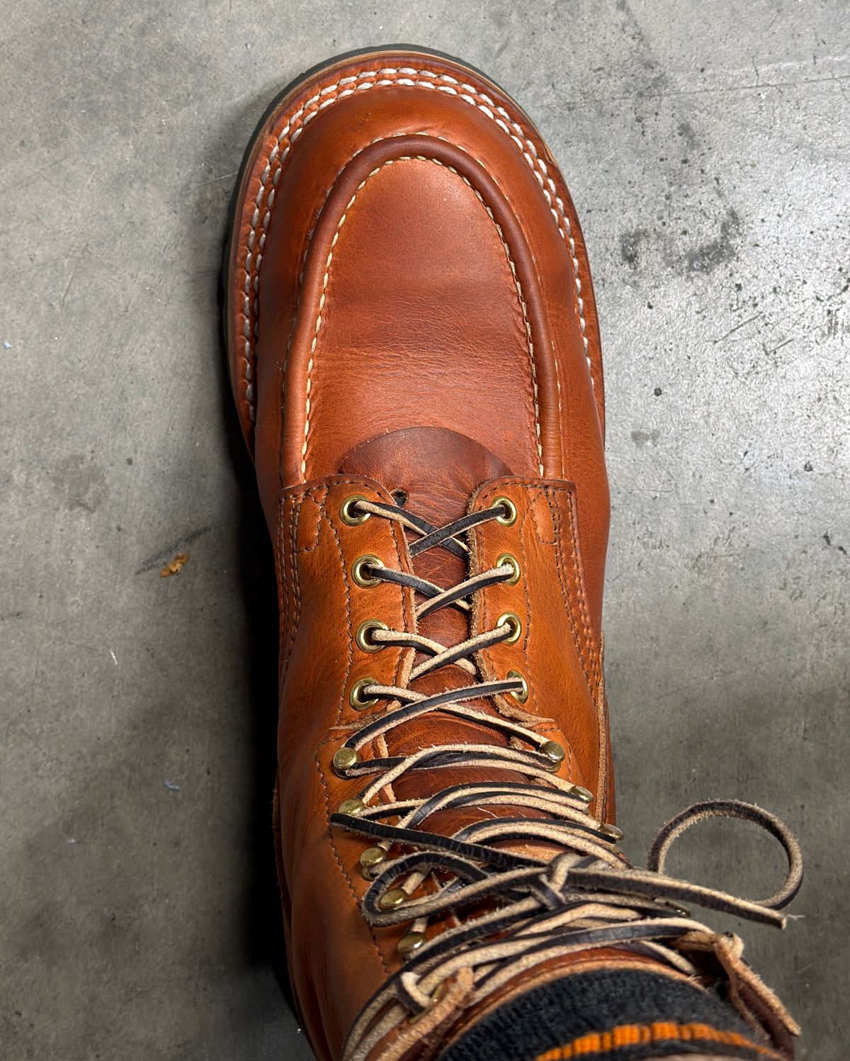 Photo by OGHennyLoc on December 4, 2025 of the Nicks Woodbutcher HD in Horween English Tan Dublin.