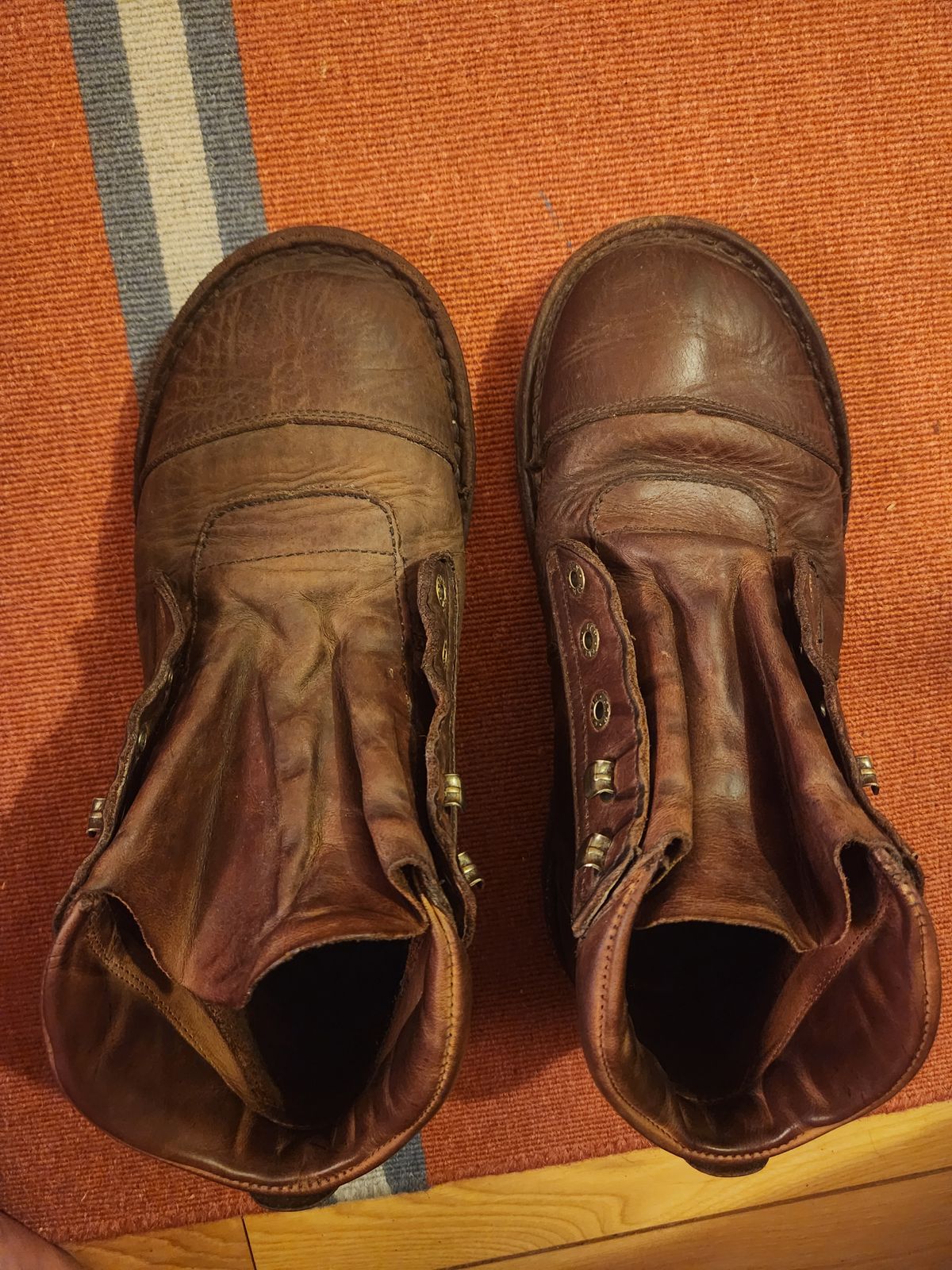 Photo by Amess923 on March 12, 2024 of the Jim Green African Ranger Barefoot Boot in Fudge Crazy Horse.