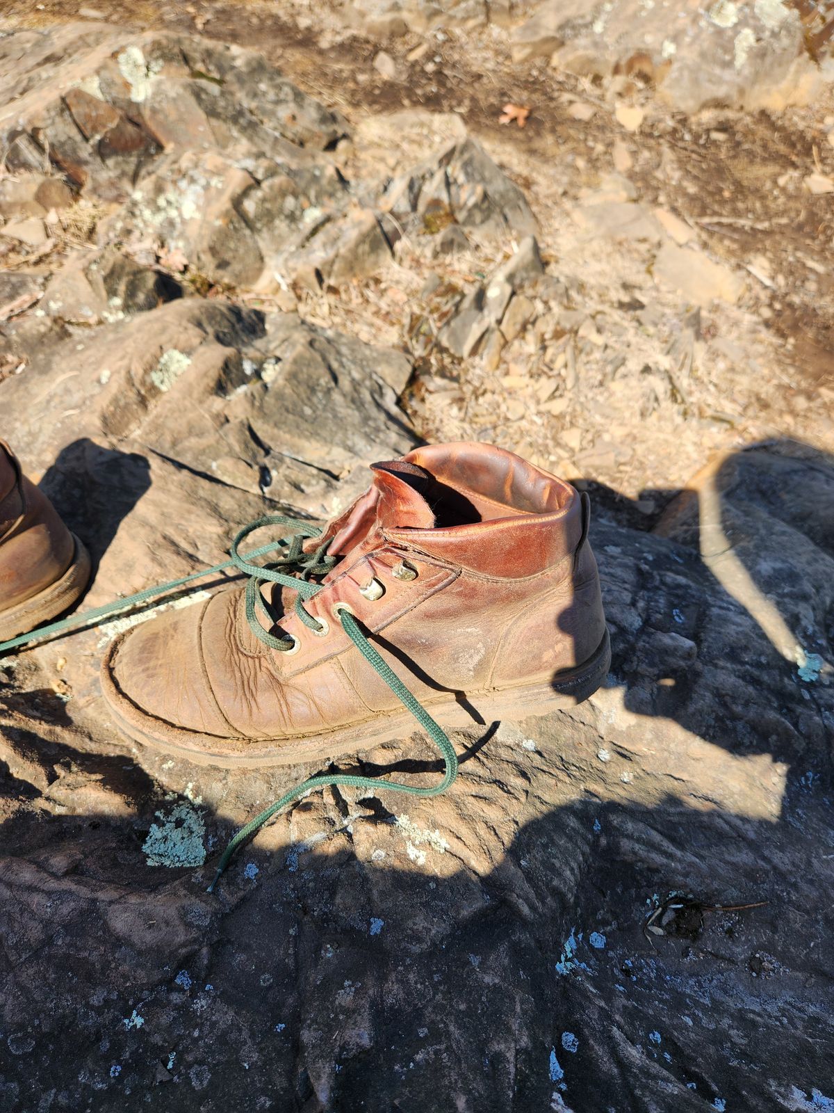 Photo by Amess923 on March 14, 2024 of the Jim Green African Ranger Barefoot Boot in Fudge Crazy Horse.