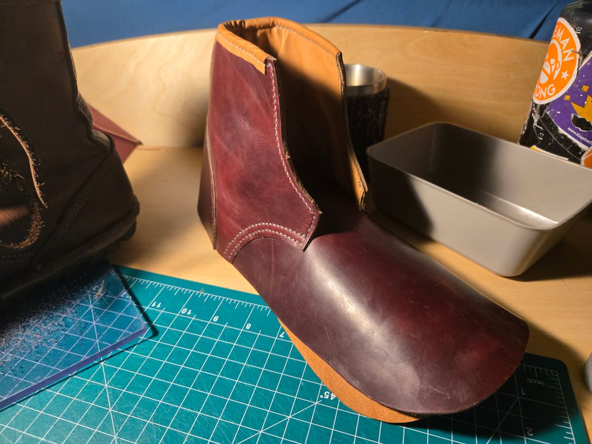 Photo by Amess923 on April 26, 2025 of the Self-Made Barefoot Boot in Horween Burgundy Chromexcel.