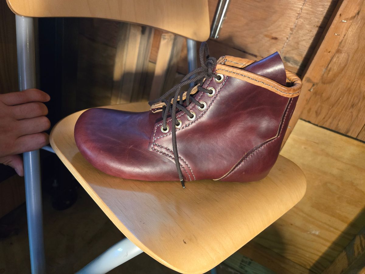 Photo by Amess923 on May 17, 2025 of the Self-Made Barefoot Boot in Horween Burgundy Chromexcel.