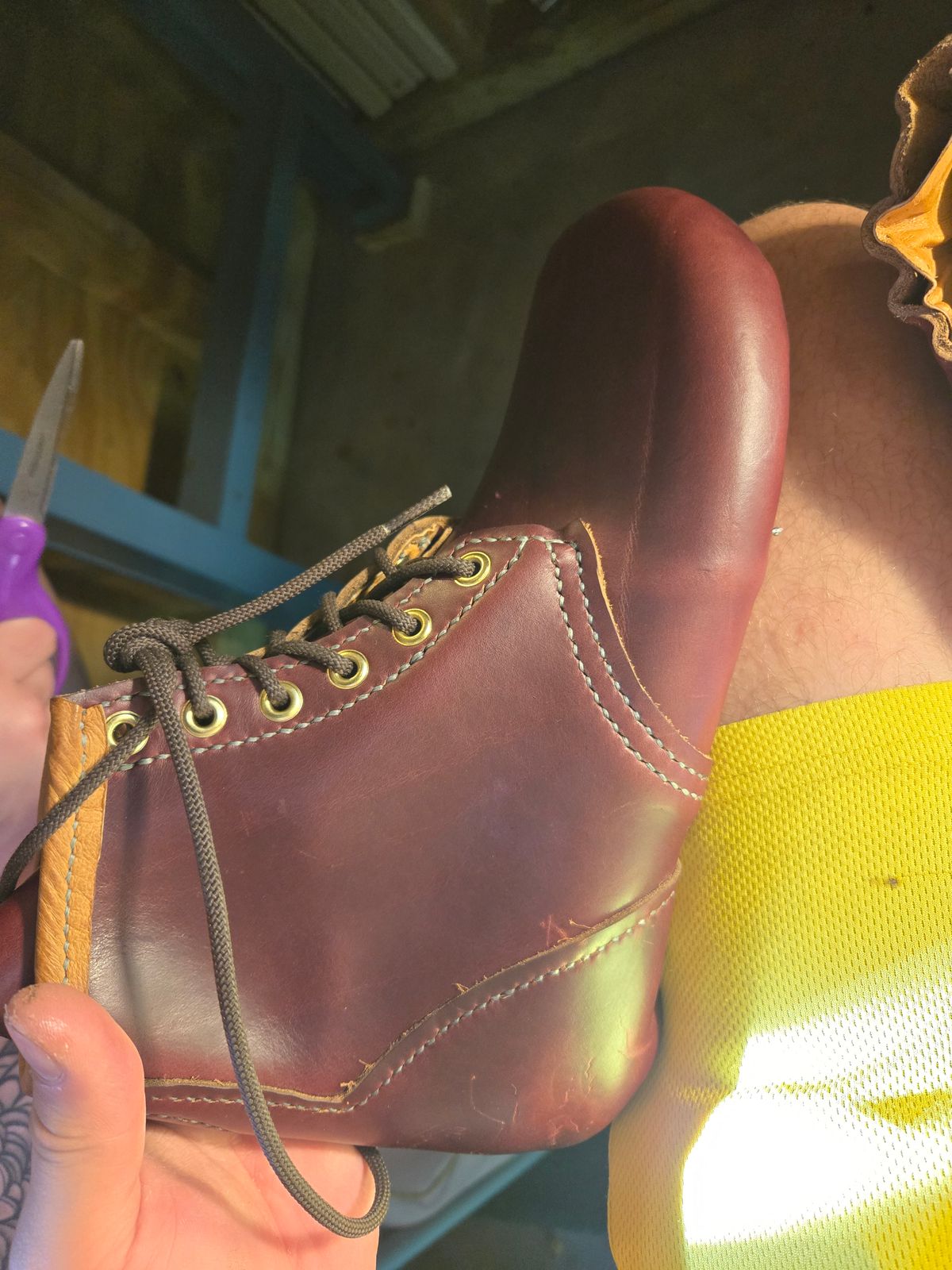 Photo by Amess923 on May 17, 2025 of the Self-Made Barefoot Boot in Horween Burgundy Chromexcel.