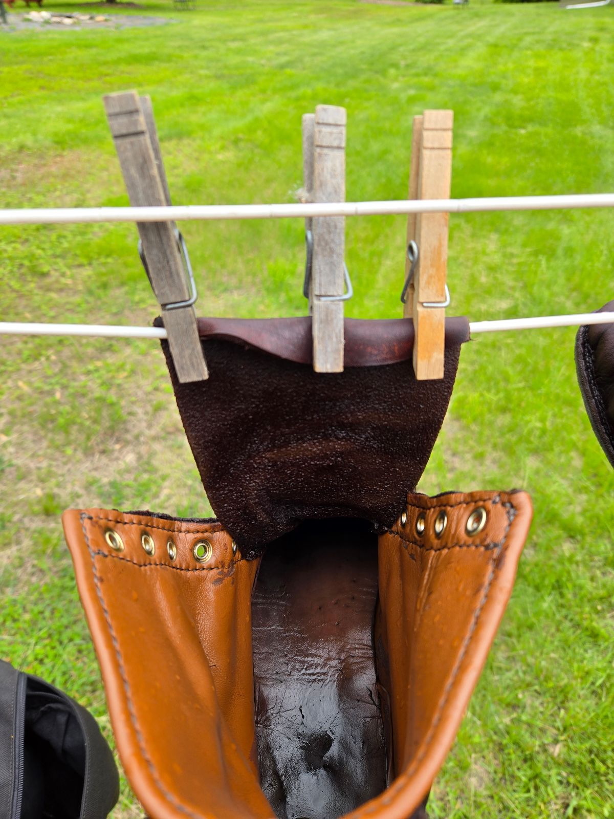 Photo by Amess923 on May 25, 2025 of the Self-Made Barefoot Boot in Chap.