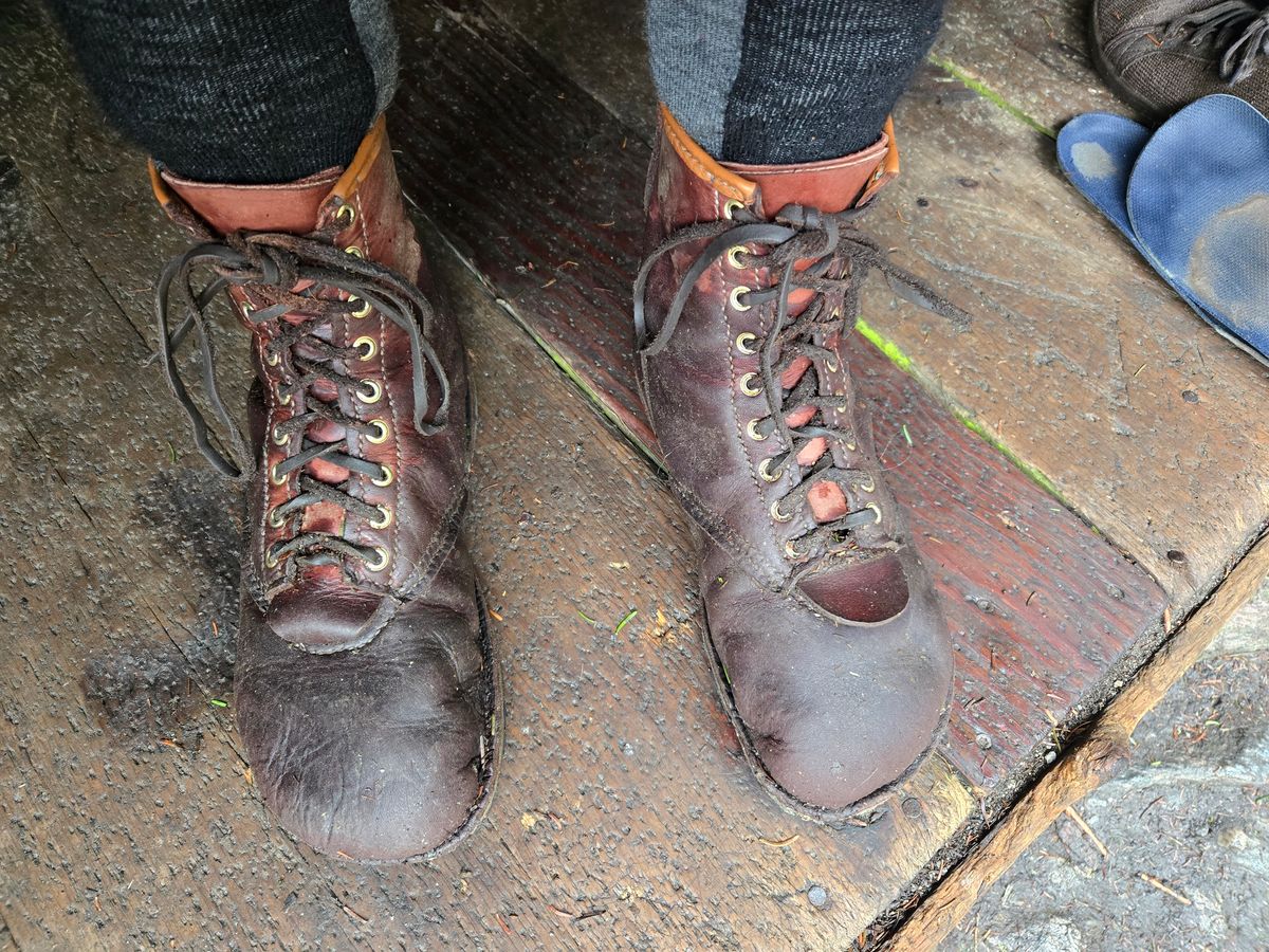 Photo by Amess923 on May 23, 2025 of the Self-Made Barefoot Boot in Chap.