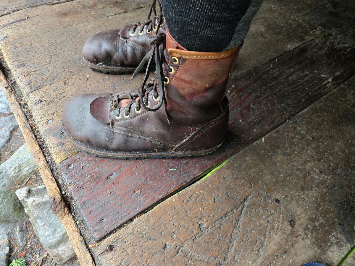 Photo by Amess923 on May 23, 2025 of the Self-Made Barefoot Boot in Chap.