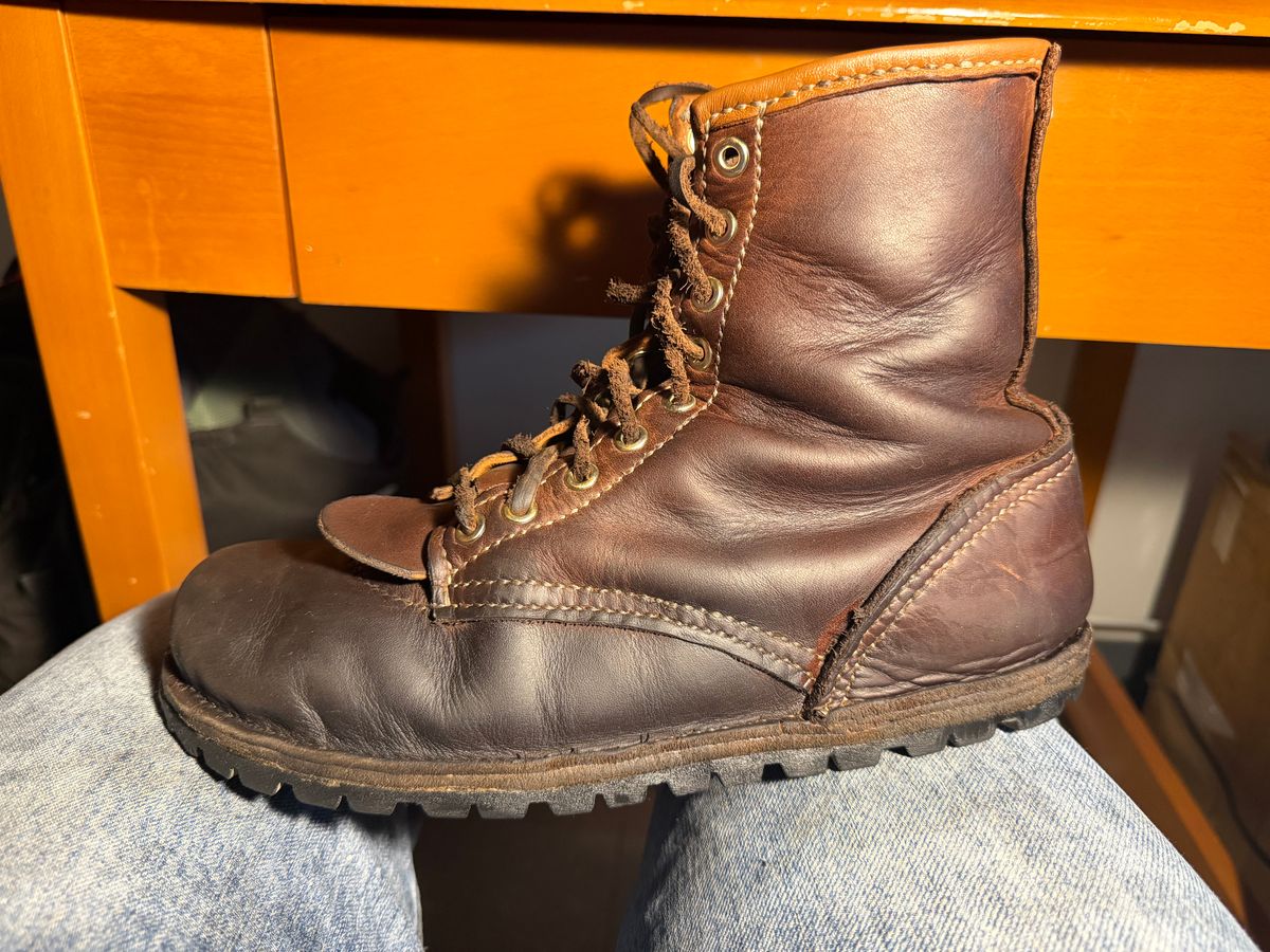 Photo by Amess923 on October 31, 2025 of the Self-Made Barefoot Boot in Chap.