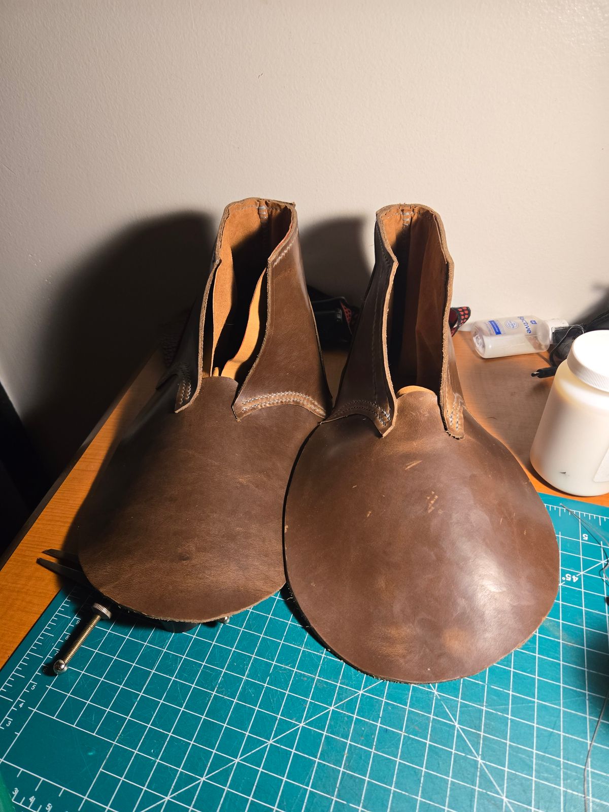 Photo by Amess923 on September 7, 2025 of the Self-Made Service Boot in Horween Natural Chromexcel.