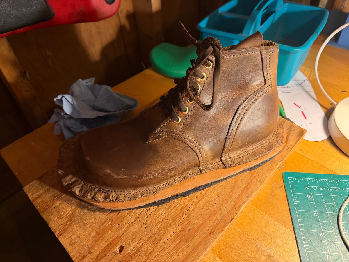 Photo by Amess923 on December 26, 2025 of the Self-Made Service Boot in Horween Natural Chromexcel.