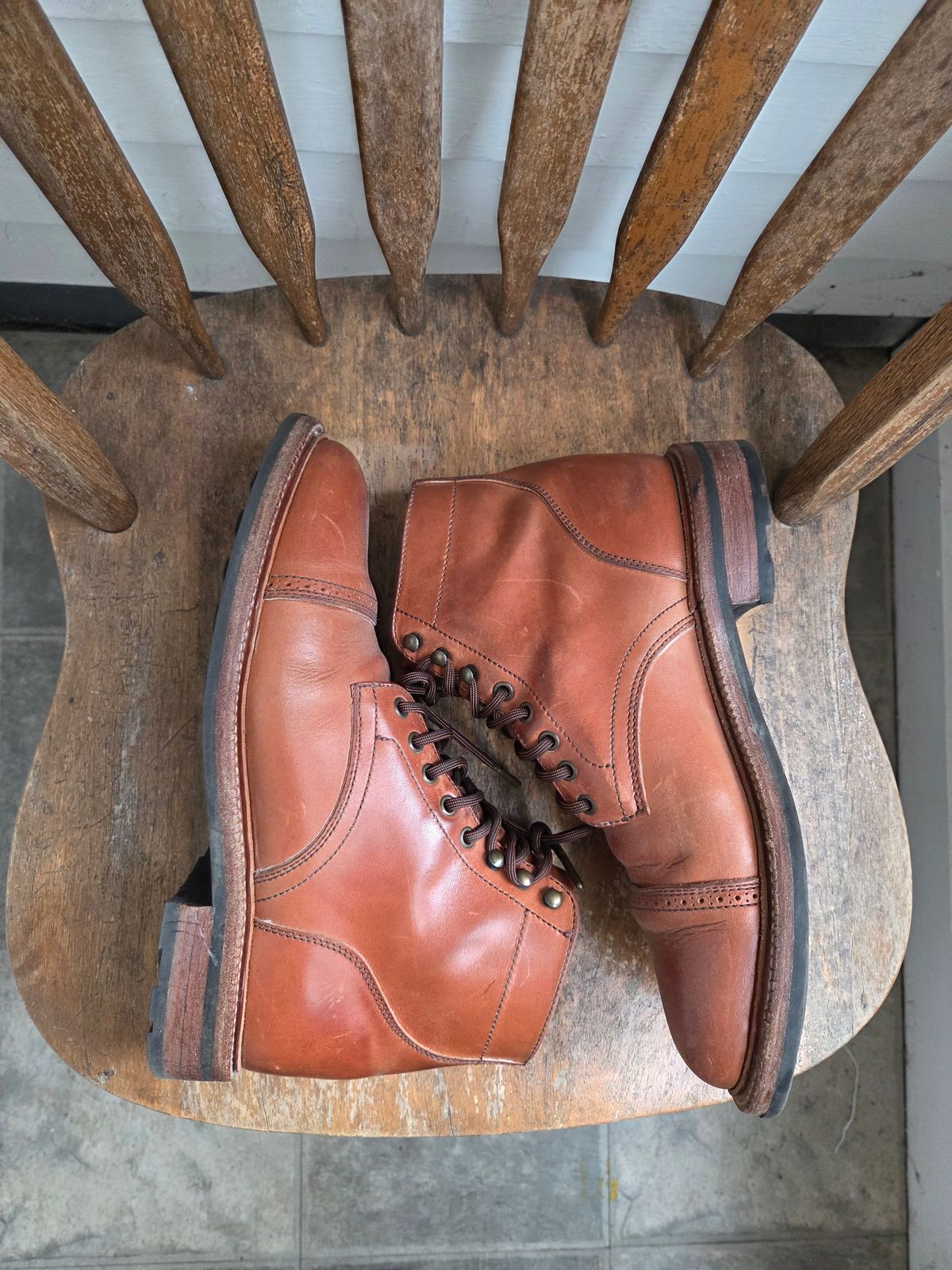 Photo by philosophersboots on November 5, 2025 of the Parkhurst The Delaware in Maryam Natural Horsebutt.