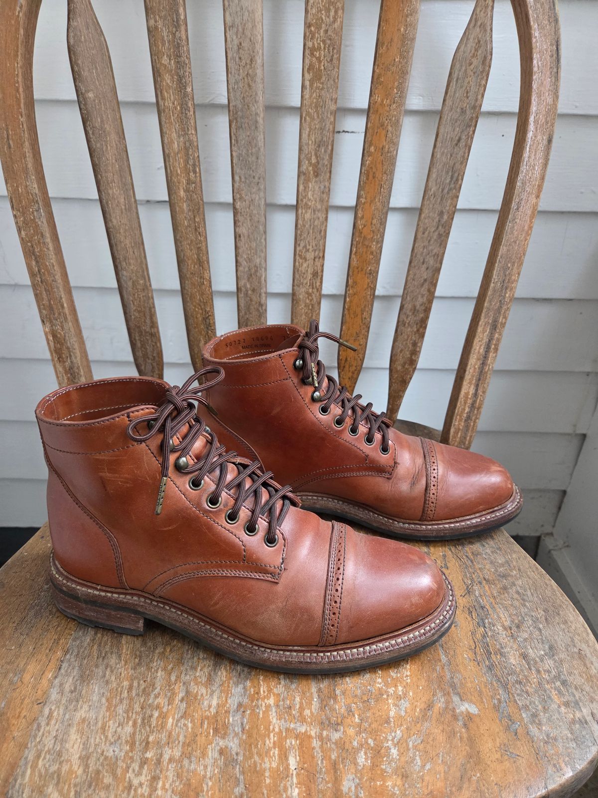 Photo by philosophersboots on December 4, 2025 of the Parkhurst The Delaware in Maryam Natural Horsebutt.