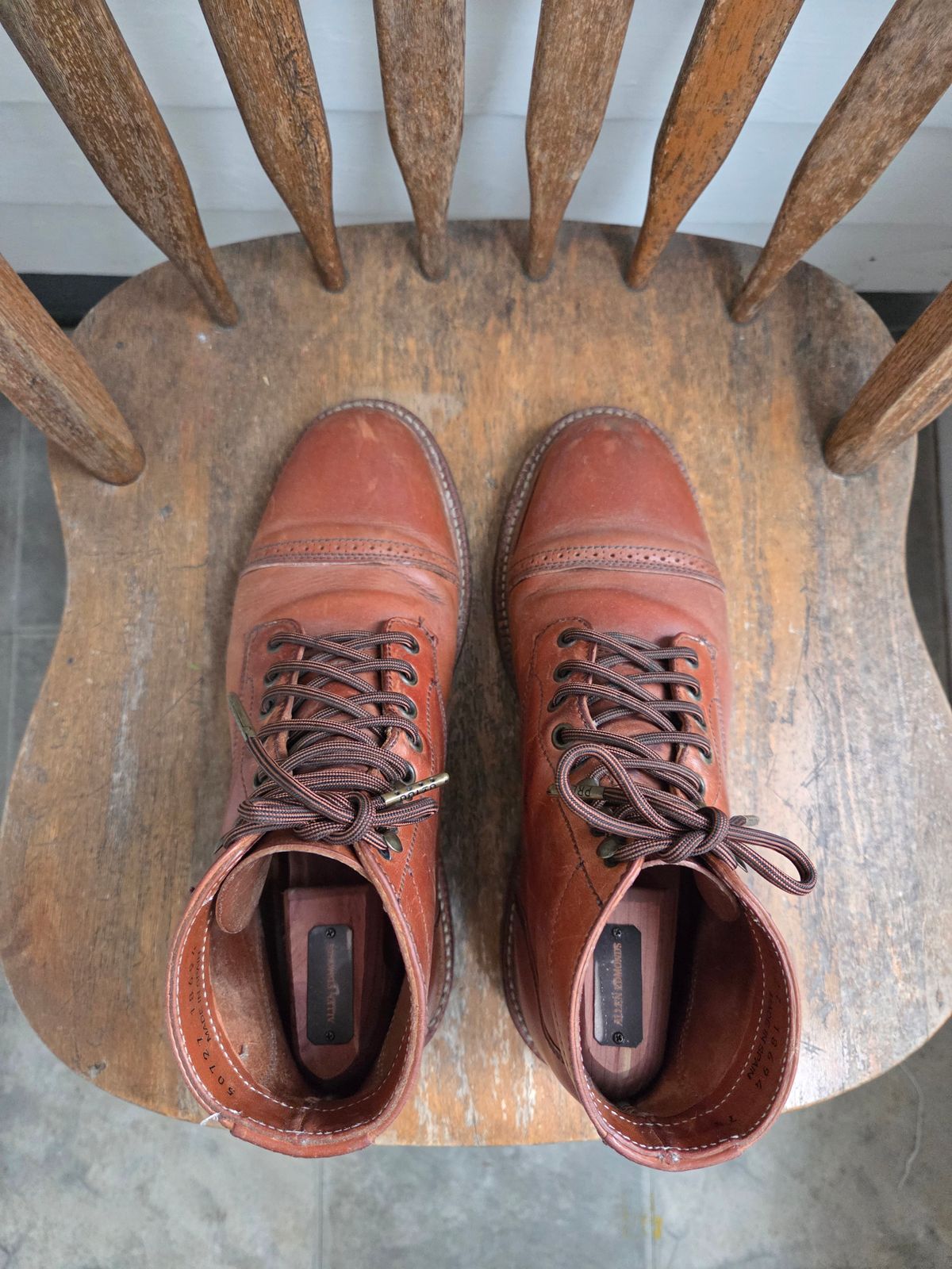 Photo by philosophersboots on December 4, 2025 of the Parkhurst The Delaware in Maryam Natural Horsebutt.