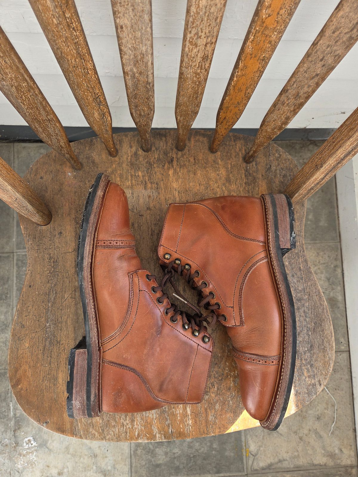 Photo by philosophersboots on February 4, 2026 of the Parkhurst The Delaware in Maryam Natural Horsebutt.