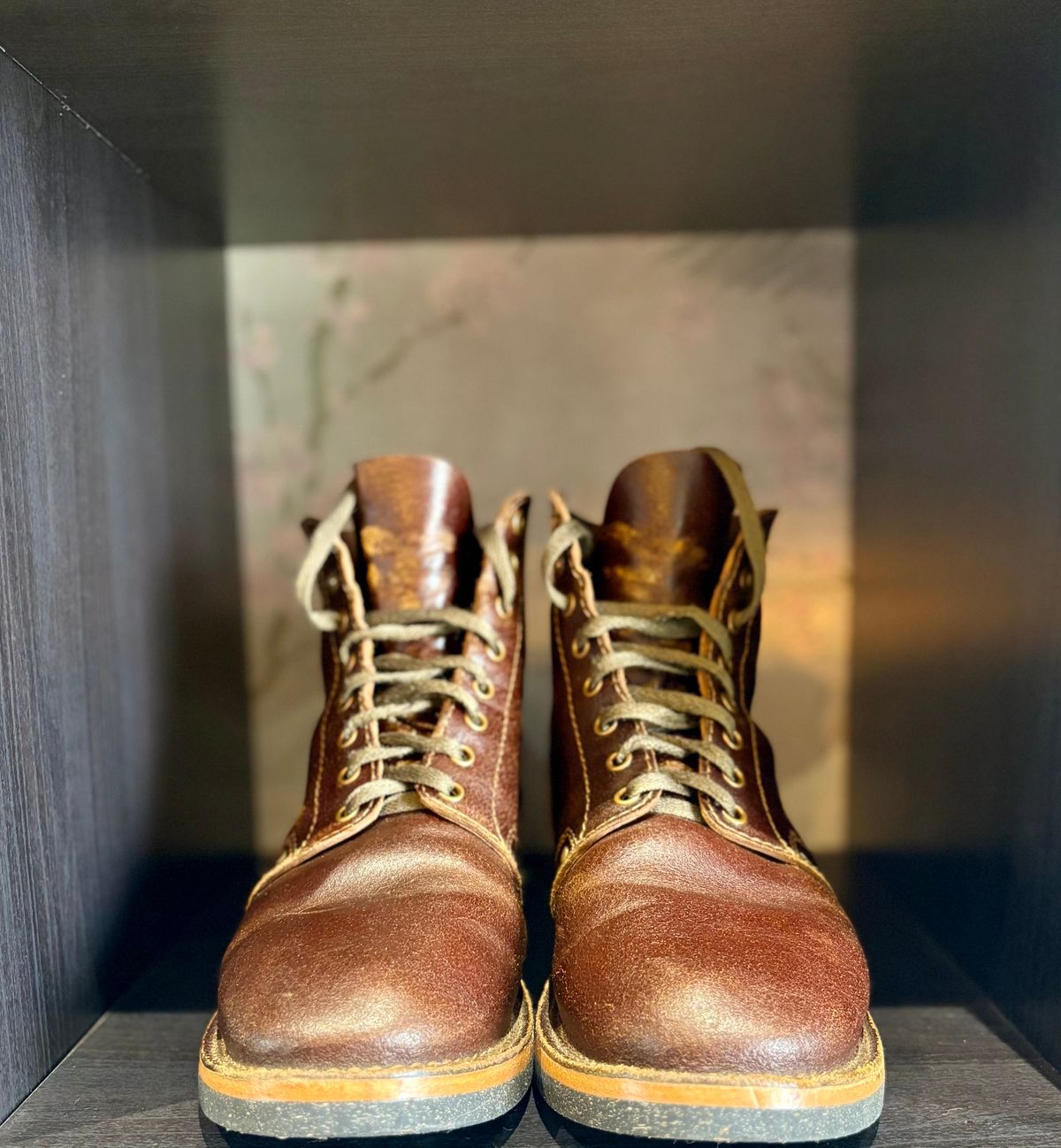 Photo by heritagefanatic on April 1, 2025 of the Craft & Glory Prototype Service Boot in Horween Cinnamon Waxed Flesh.
