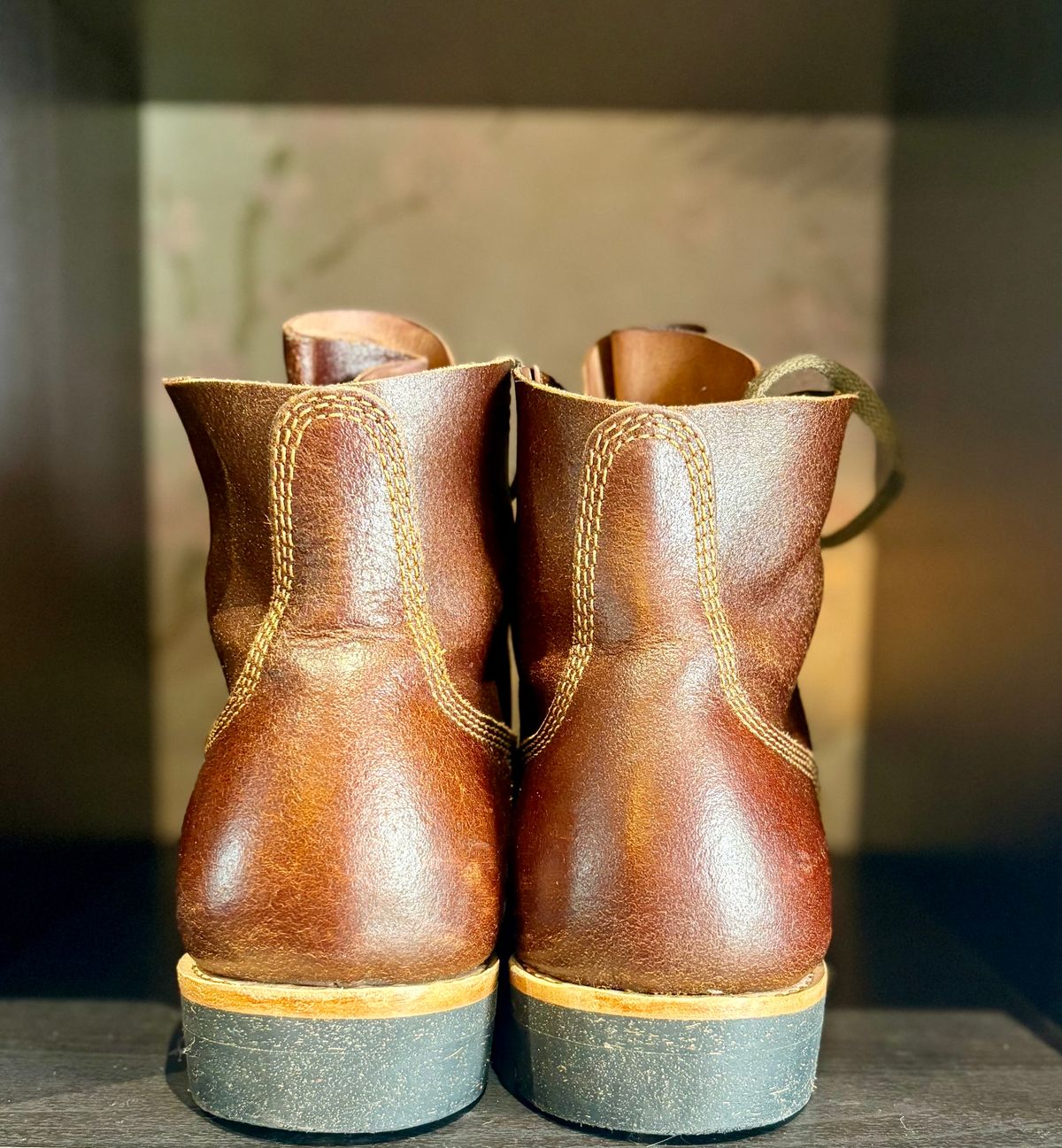 Photo by heritagefanatic on April 1, 2025 of the Craft & Glory Prototype Service Boot in Horween Cinnamon Waxed Flesh.