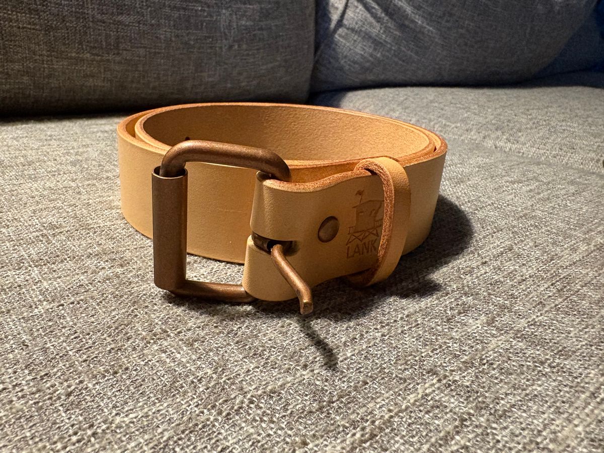 Photo by geckotrekker on October 2, 2025 of the Lanks Leatherworks Full Grain Leather Belt in Unknown Natural Veg Tan.