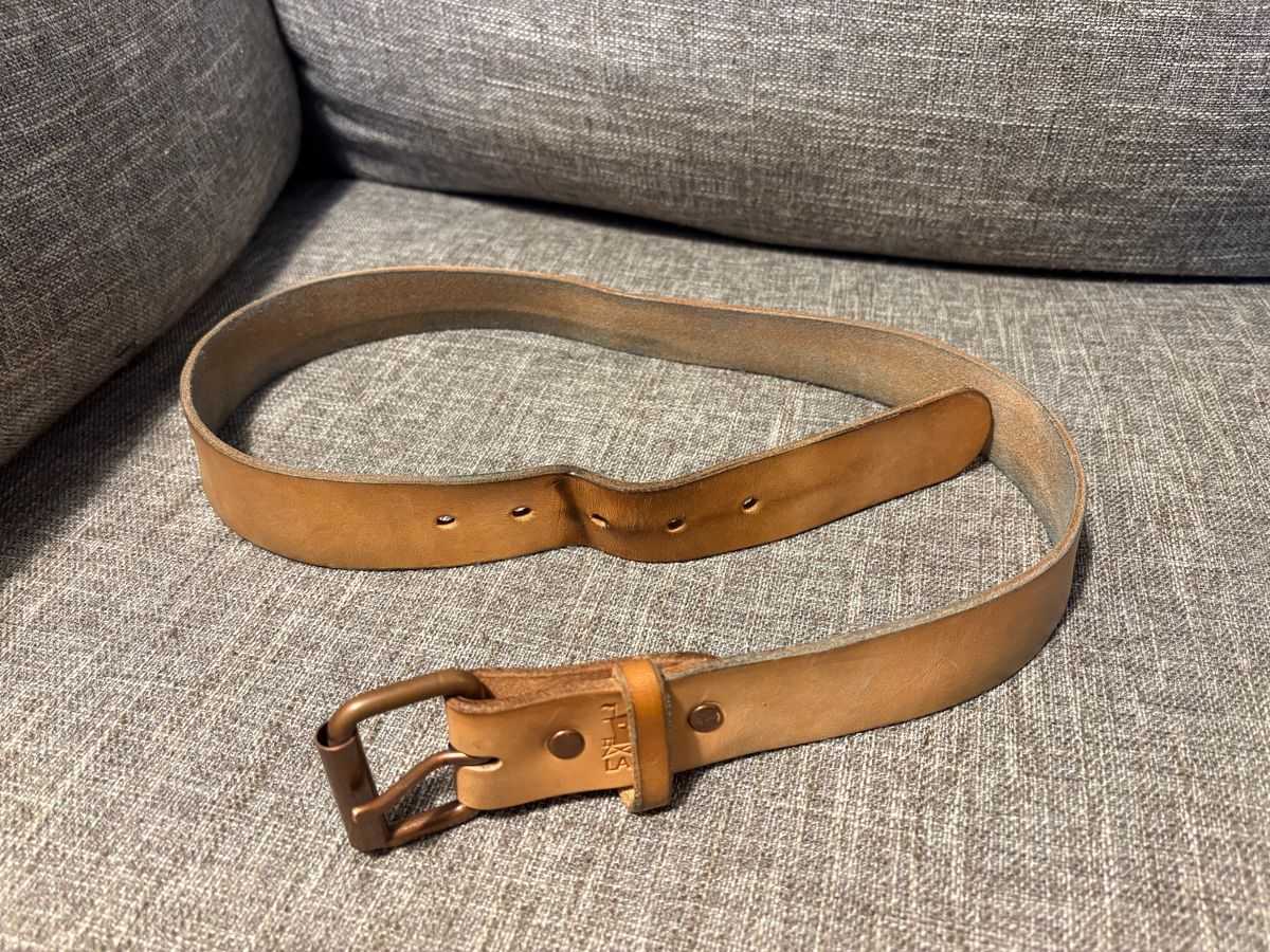 Photo by geckotrekker on January 5, 2026 of the Lanks Leatherworks Full Grain Leather Belt in Unknown Natural Veg Tan.